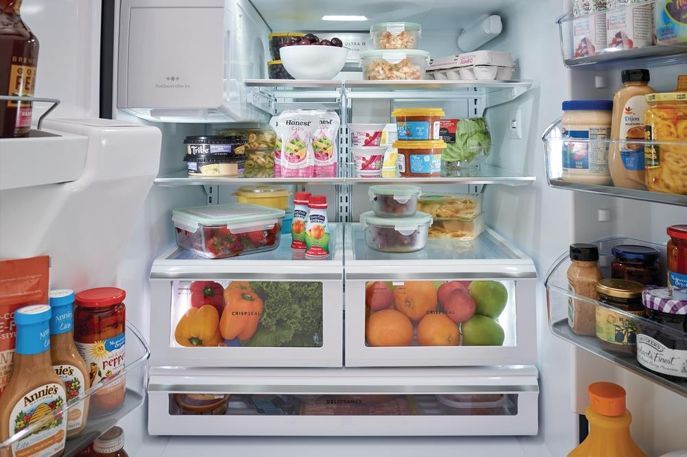 Frigidaire Gallery 26.8-cu ft French Door Refrigerator with Ice Maker ...