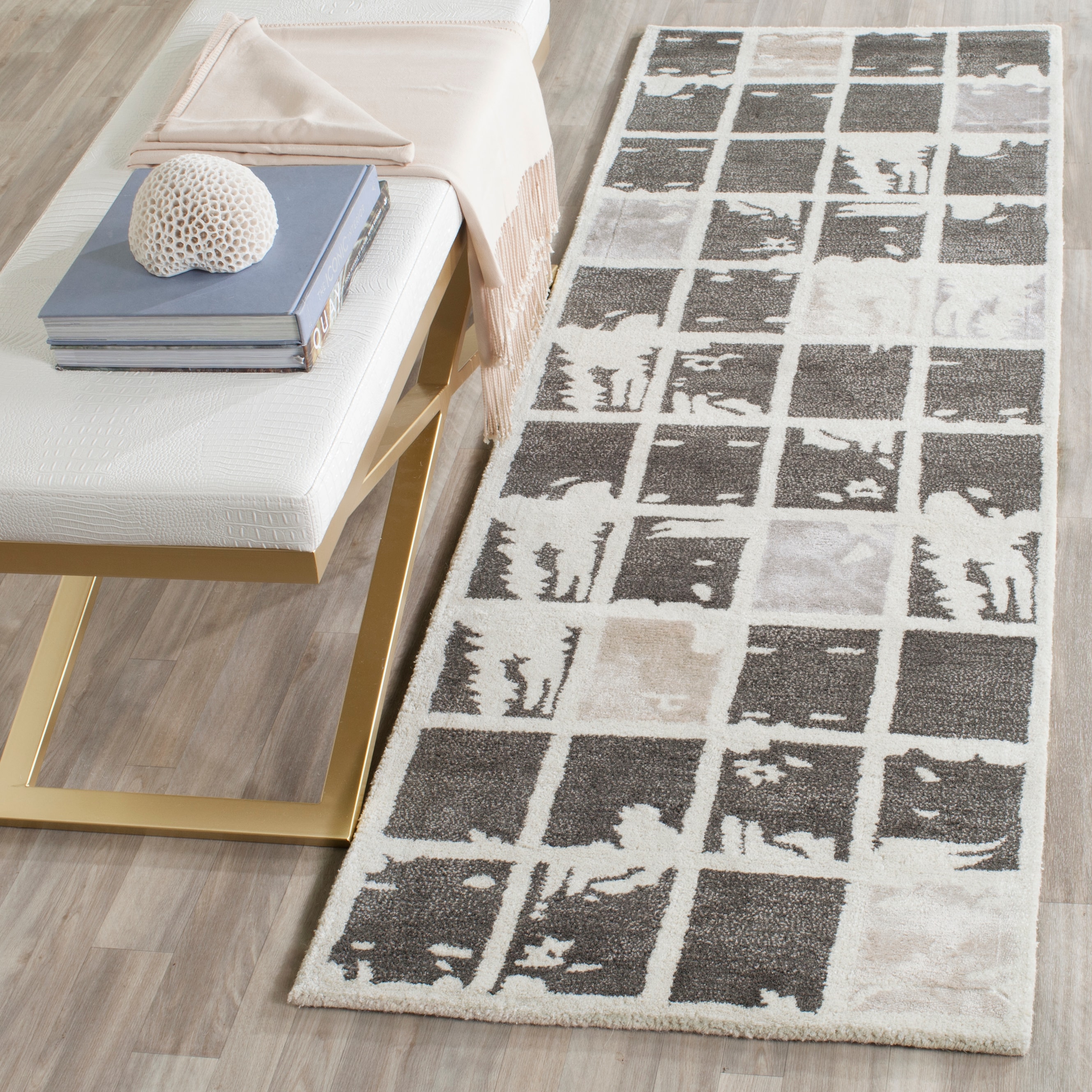 Safavieh BEL130A-27 Bella Lita 2 x 7 (ft) Tufted Wool Dark Gray/Ivory Rectangular Indoor Abstract Runner rug