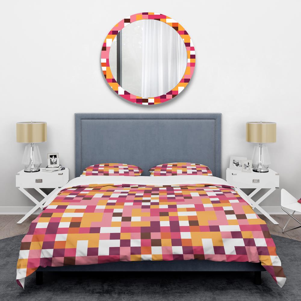 Retro Geometric Pink and Gray Microfiber Full/Queen Duvet Cover Set