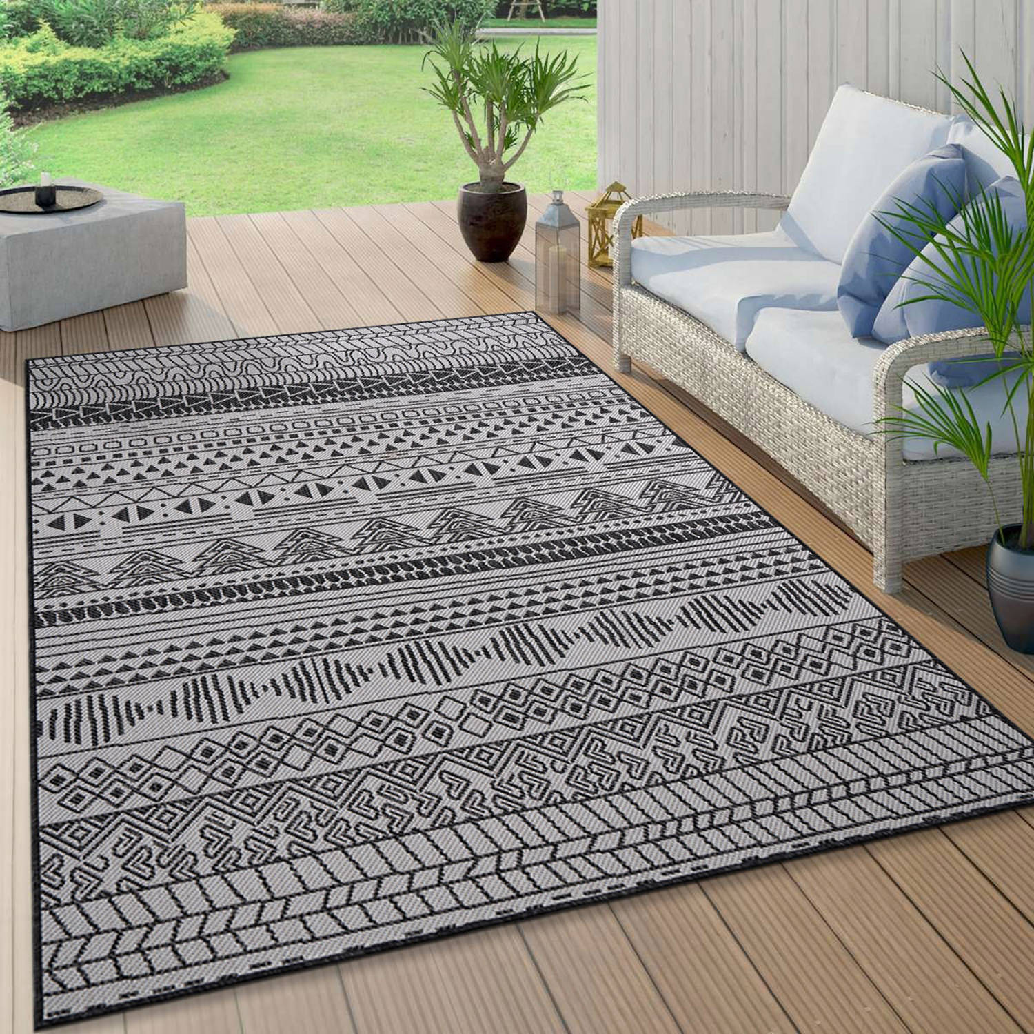 World Rug Gallery 122BLACK8X10 rugs - View #2