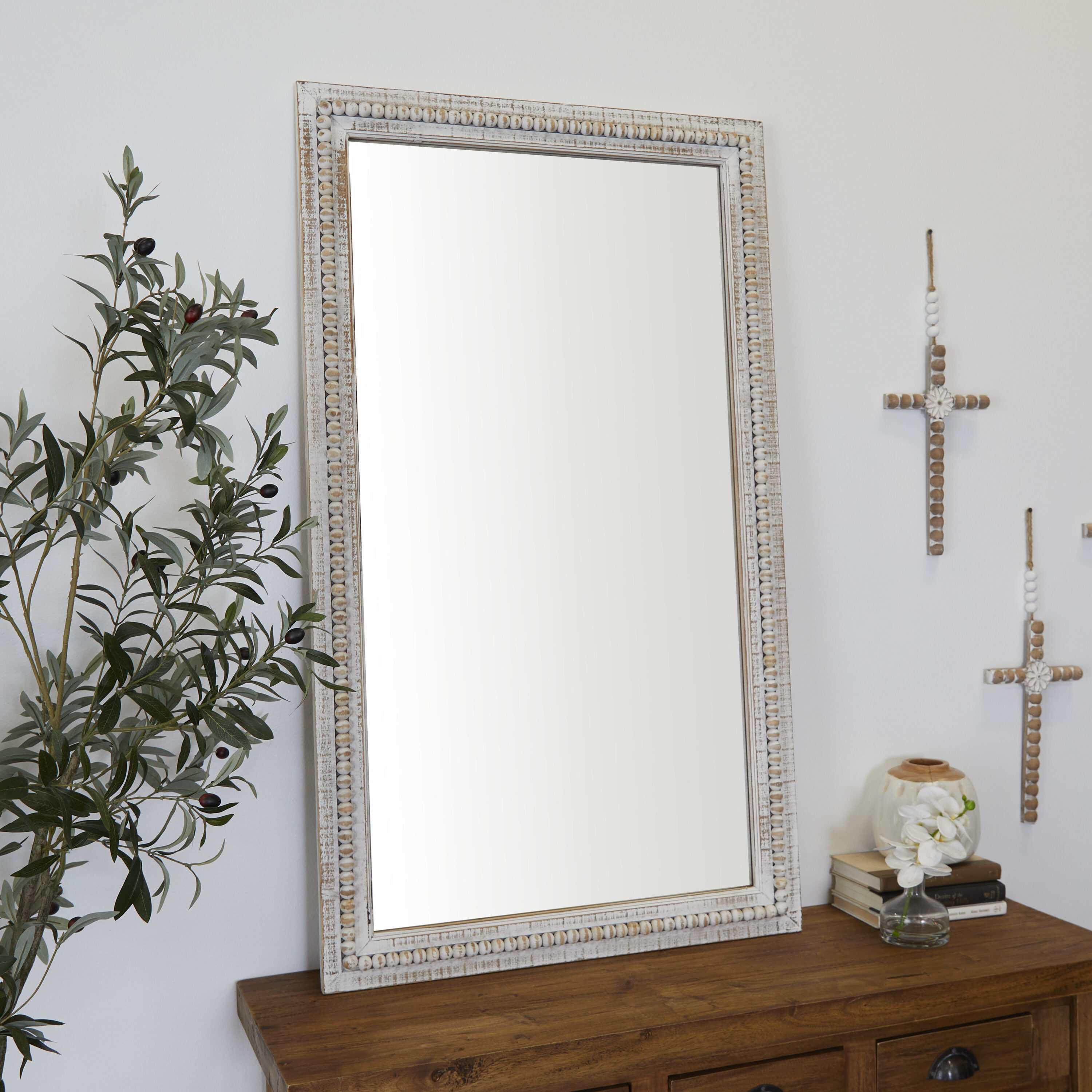 White Carved Exclusive Mirror Frames, Size/Dimension: 2.5 Feet at