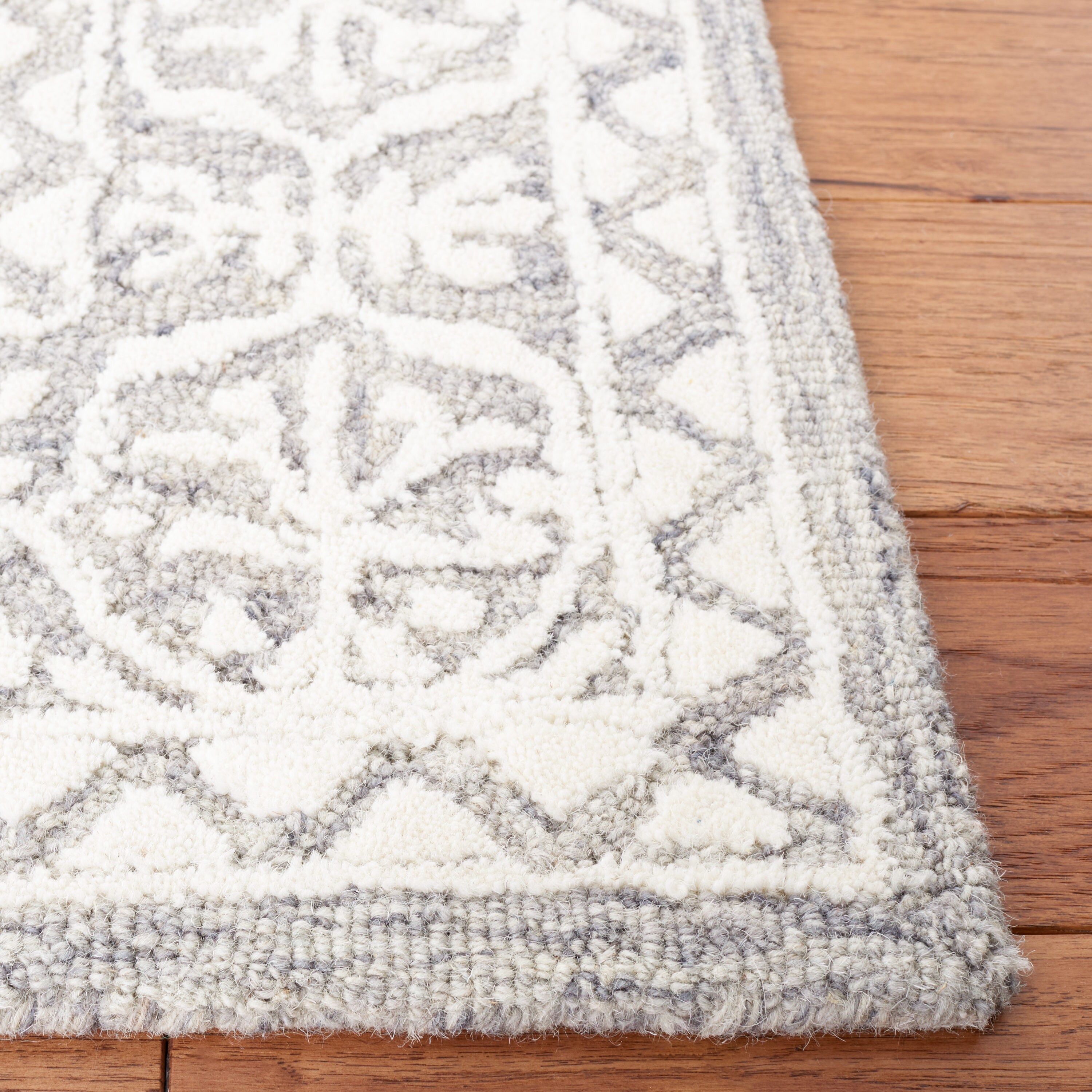 Safavieh MET903H-5 rugs - View #3