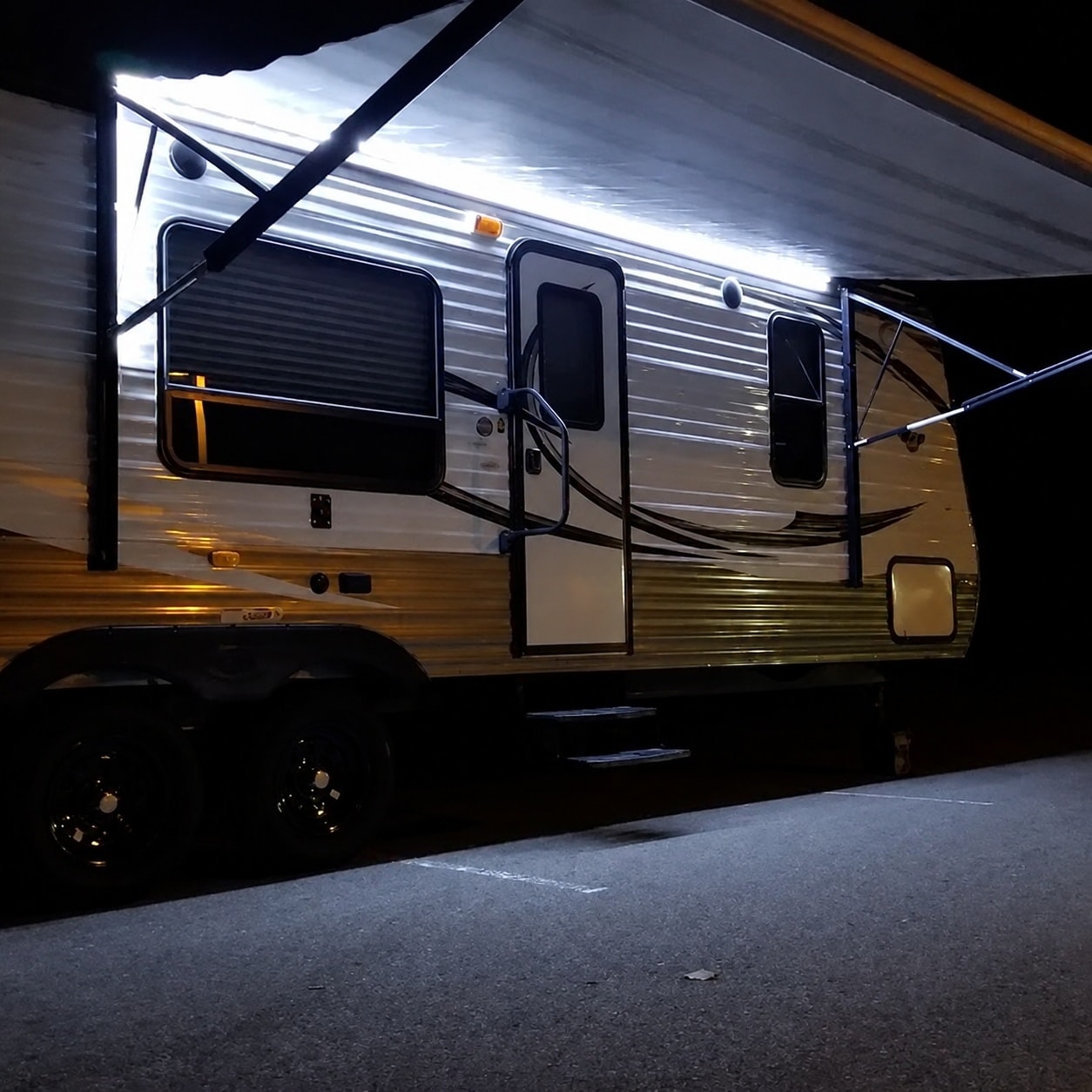Lukvuzo RV Awning Strip Lights 12V 16.4FT Waterproof White LED ...
