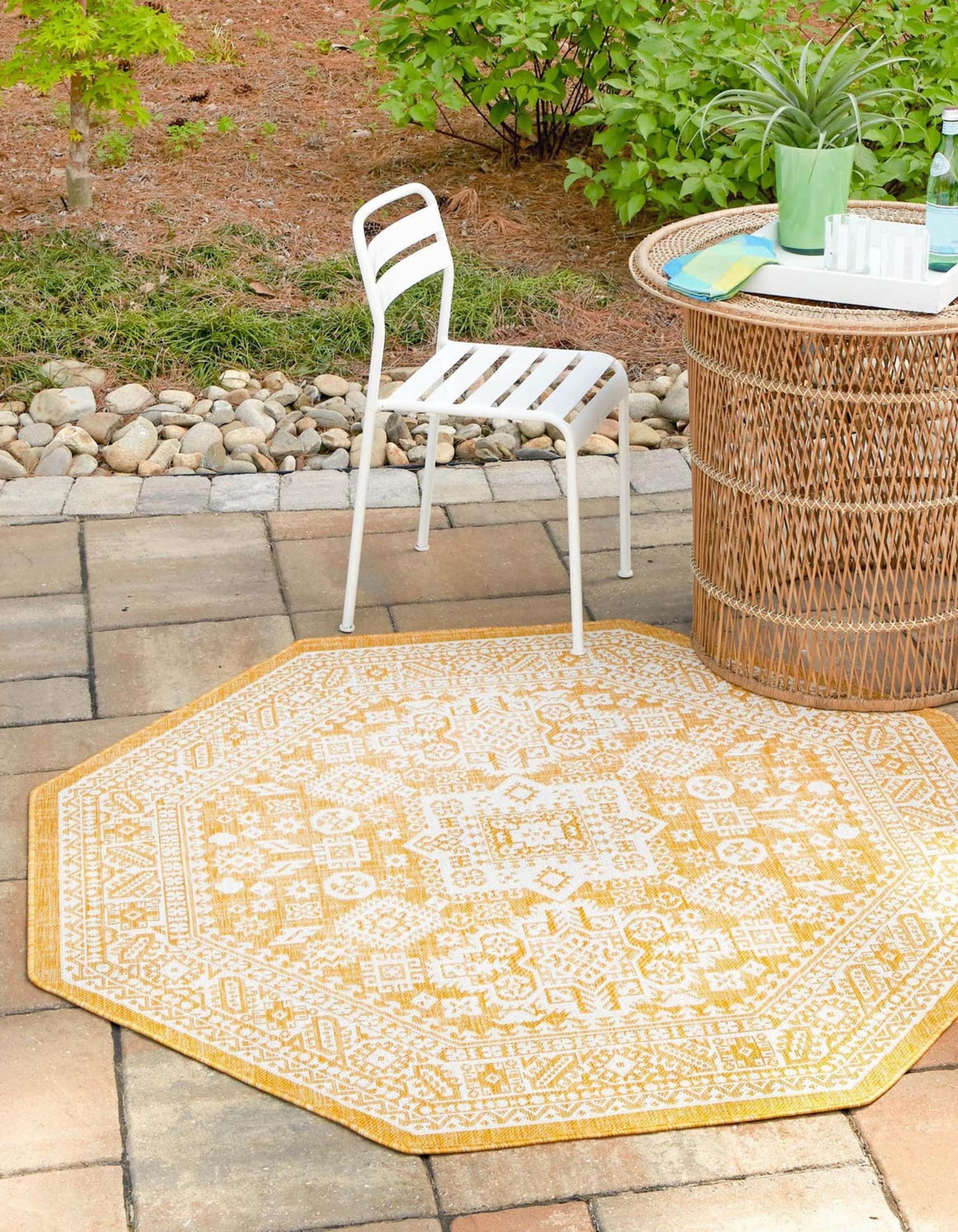 Unique Loom Uni-Eco Indoor/Outdoor 7 X 7 (ft) Round Rubber Non-Slip Rug Pad  in the Rug Pads department at