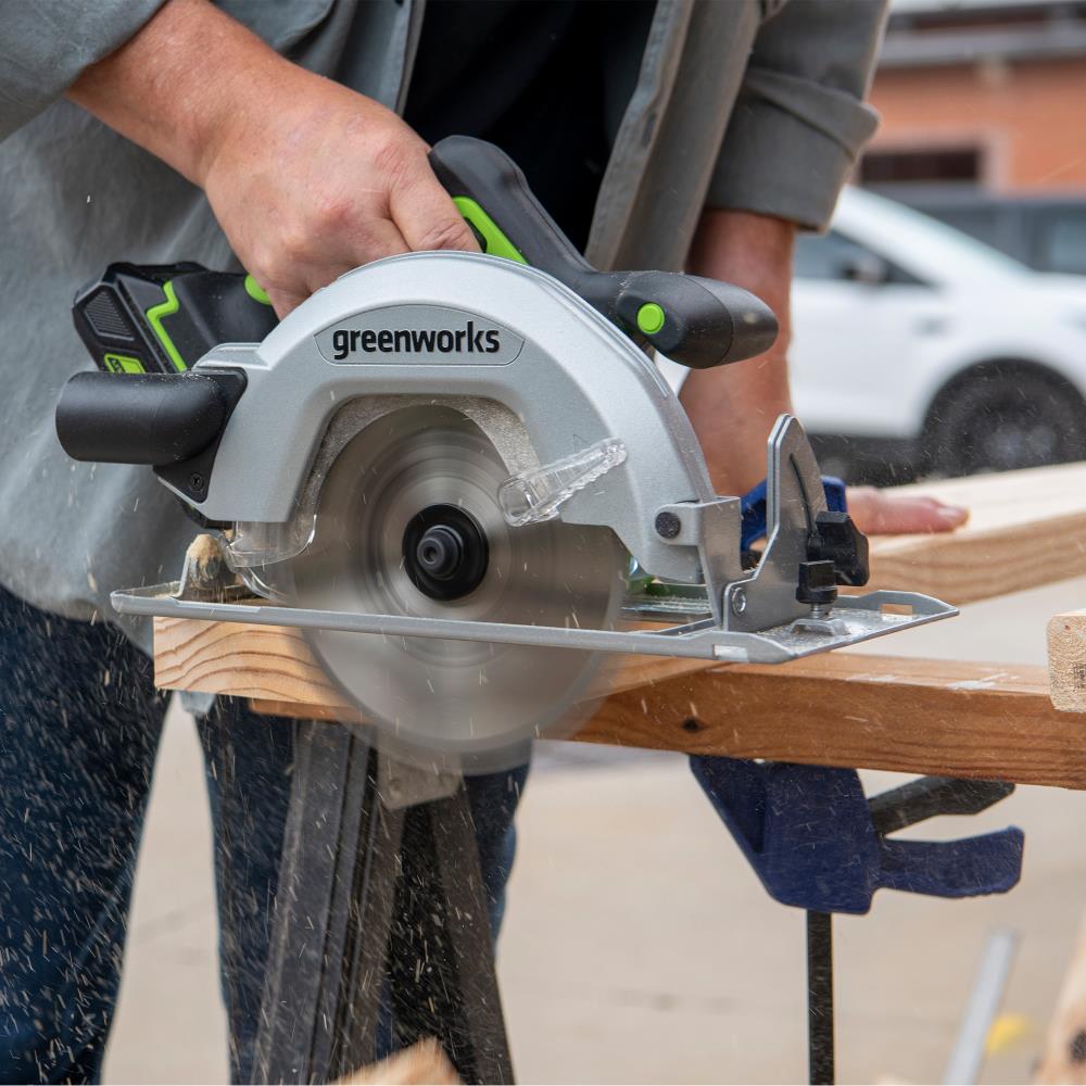Greenworks 24-volt 7-1/4-in Cordless Circular Saw (Bare Tool) in