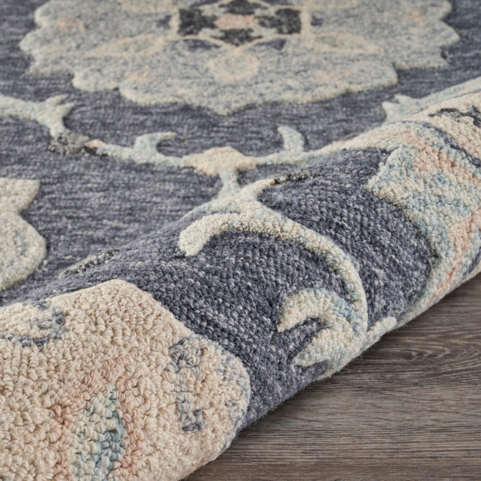 Hand-Tufted Victorian Floral Medallion Gray Wool 58" Round Area Rug