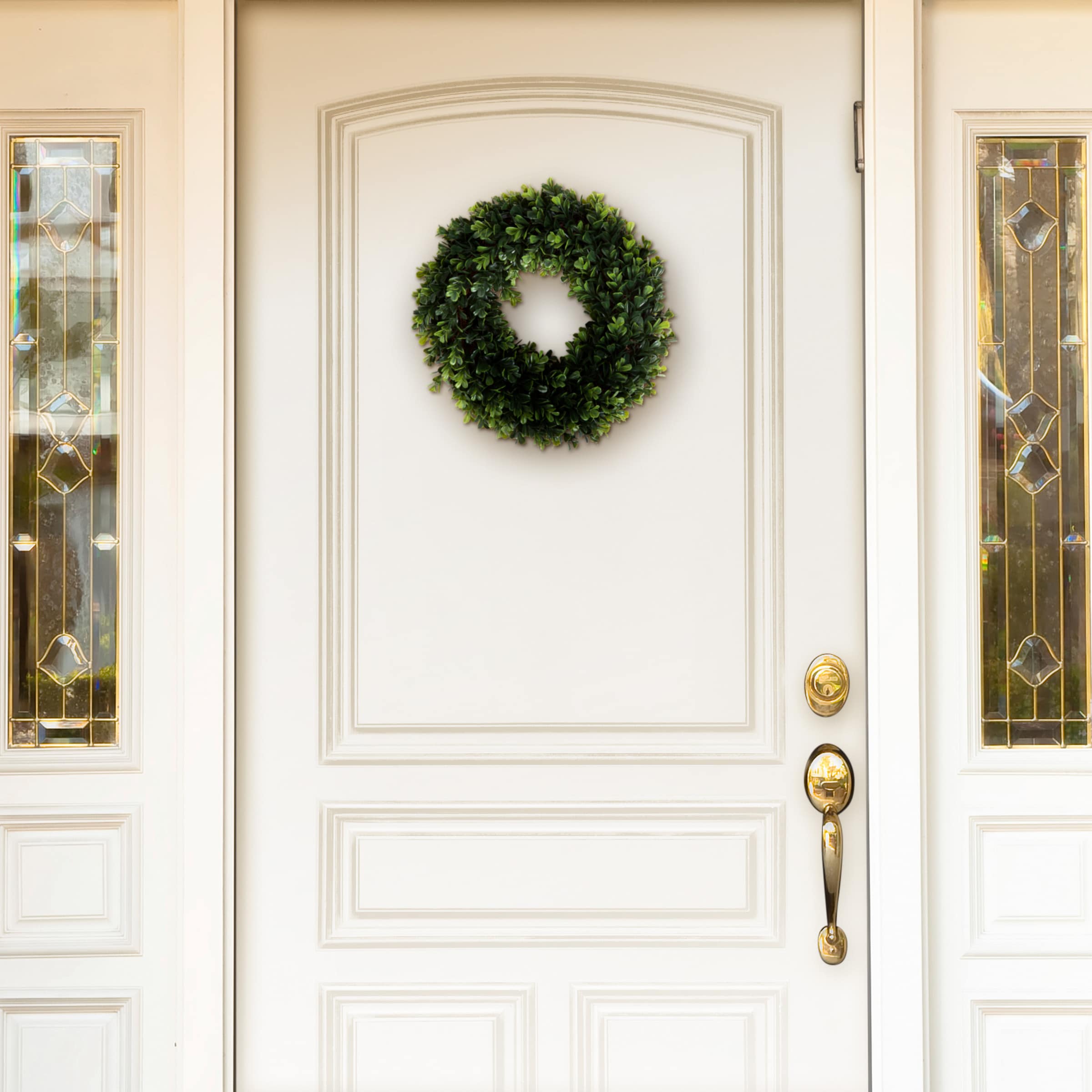 Nature Spring 13.7-Inch UV-Resistant Artificial Boxwood Wreath