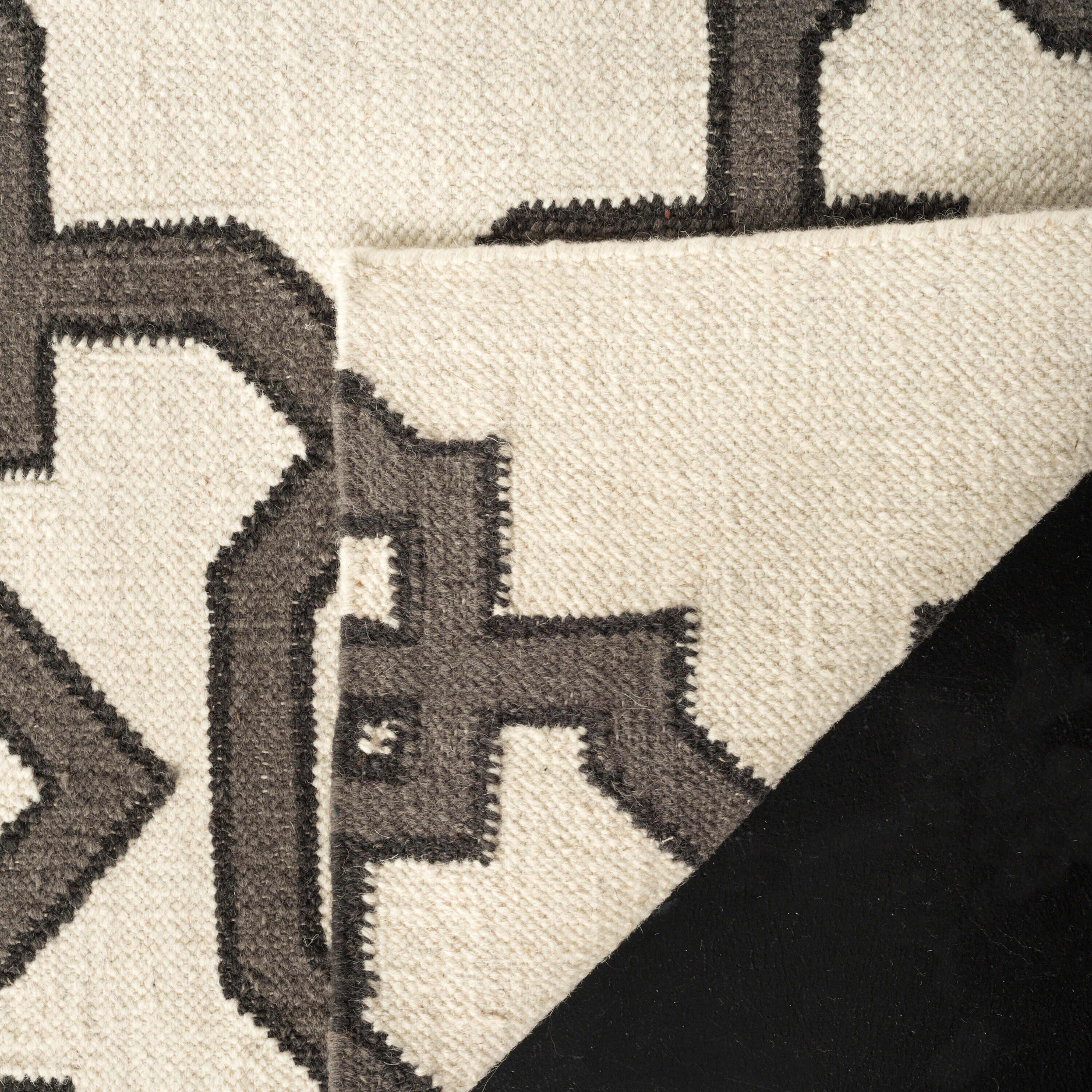 Safavieh DHU751A-5 rugs - View #4