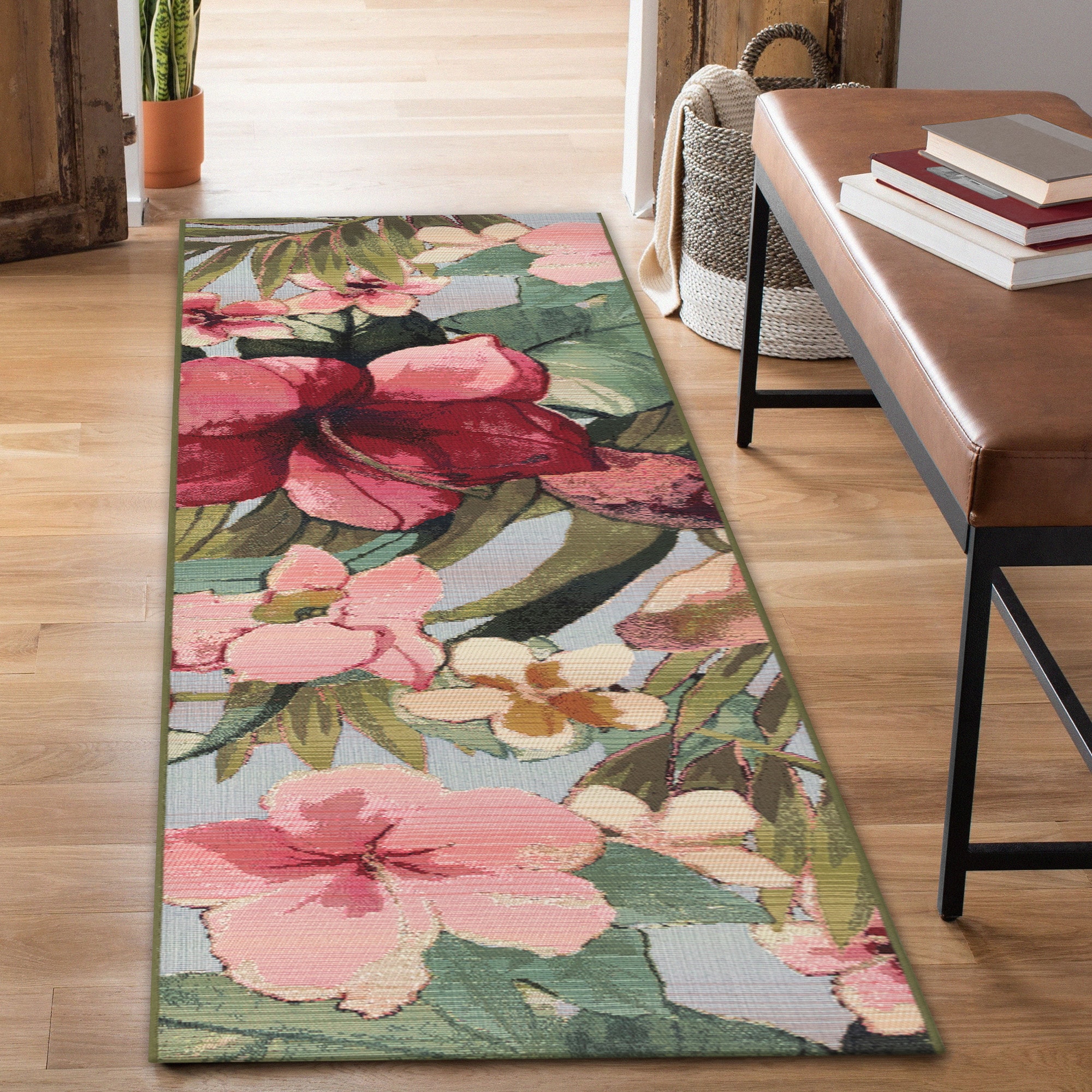 Marina 39"x59" Tropical Floral Hand-Tufted Area Rug