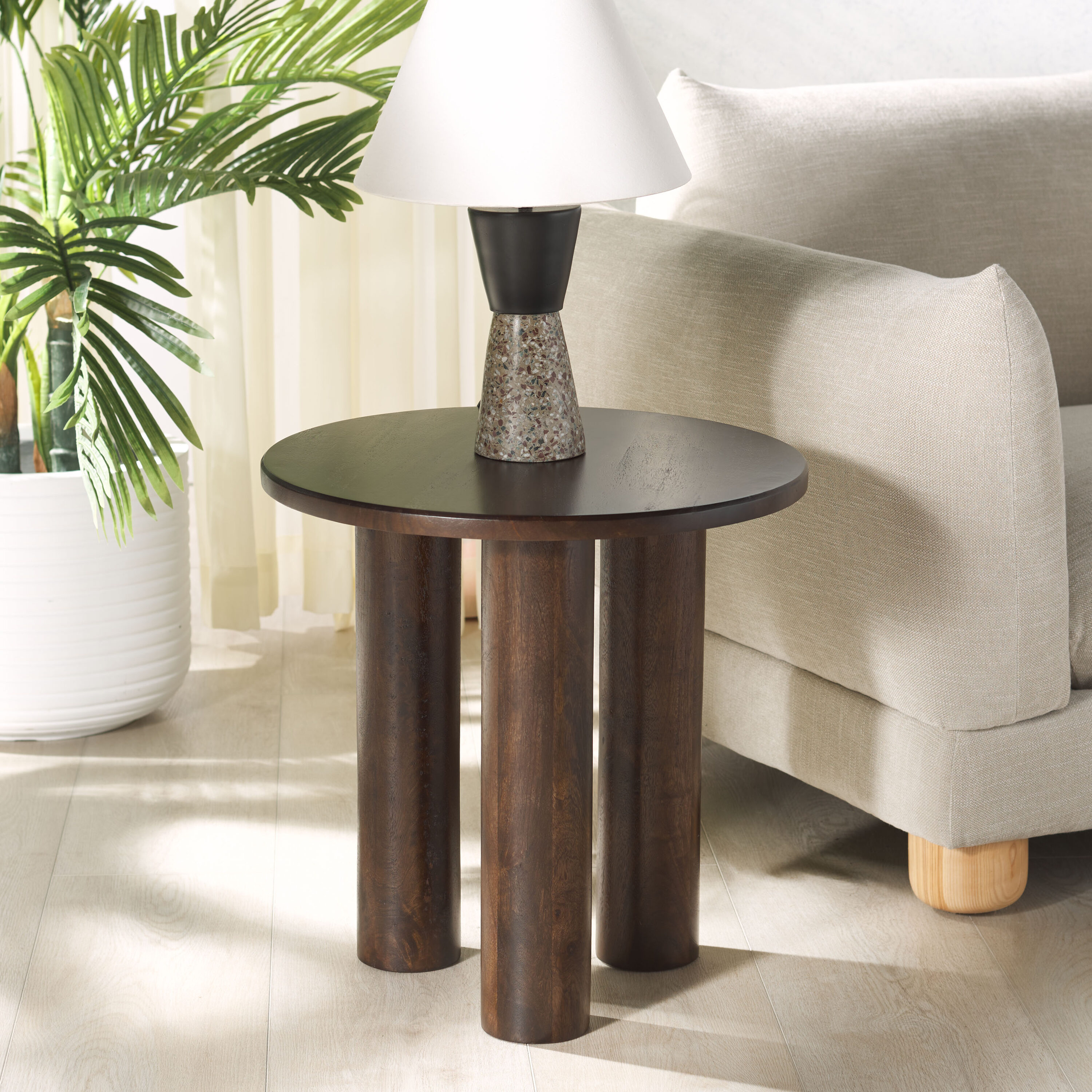 Safavieh  Bary Round 3 Leg Wood Accent Table/Black