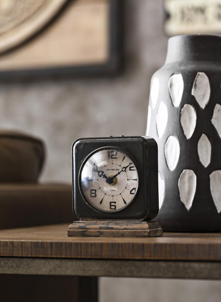 Creative Co-Op DA9257 Indoor-Outdoor-Clocks - View #2