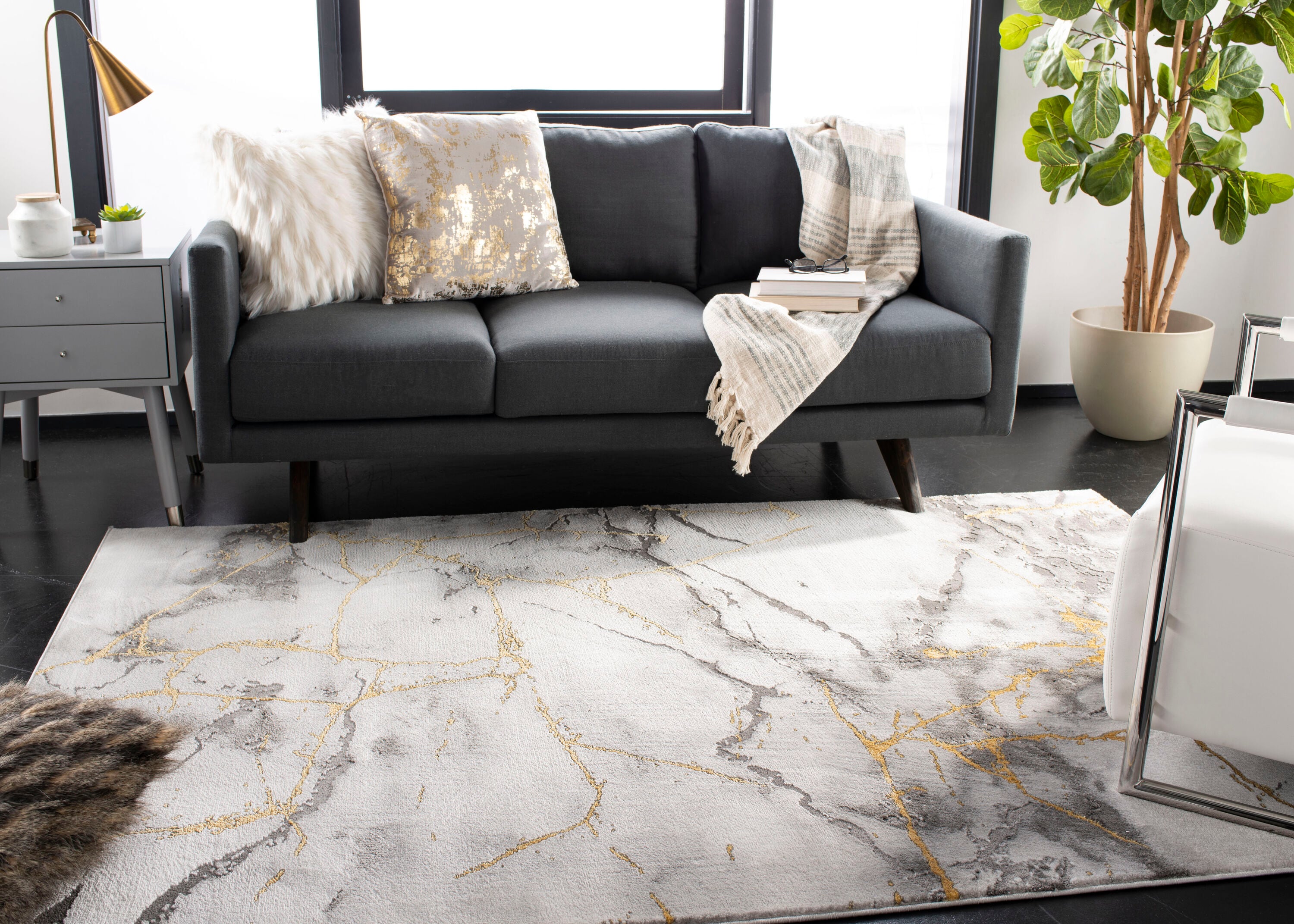 Safavieh Craft Karlu 7 x 9 (ft) Loomed Polypropylene Gray/Gold Rectangular Indoor Geode Spot Clean Only Area rug