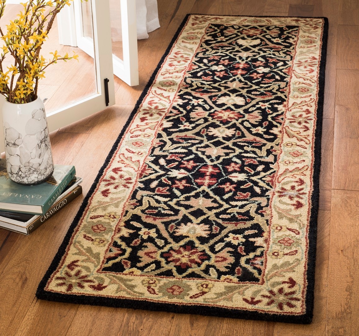  At14 Black Traditional 2ft-3in x 10ft Runner Rug