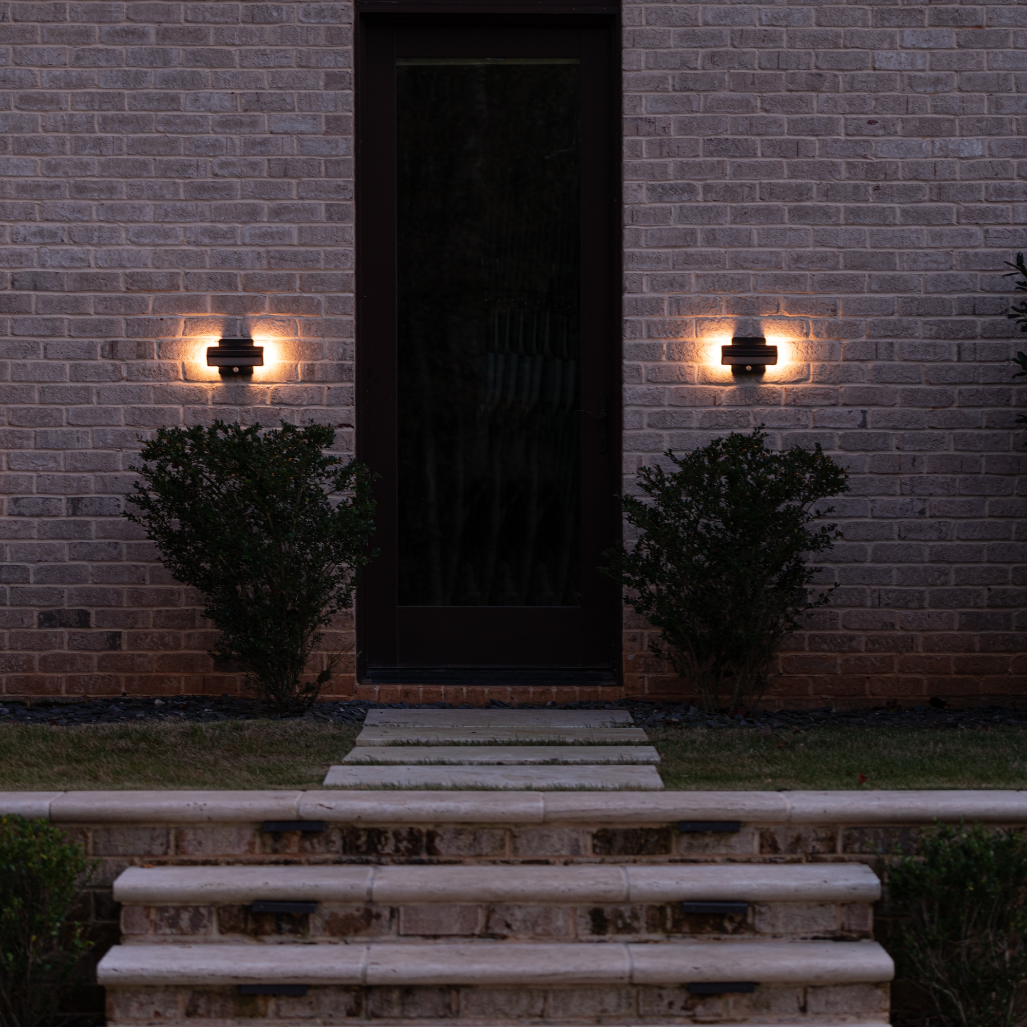 Gama Sonic Architectural Solar Wall Accent Light 2-Pack 5-in Black Solar  Motion Sensor Integrated Outdoor Wall Light in the Outdoor Wall Lights  department at