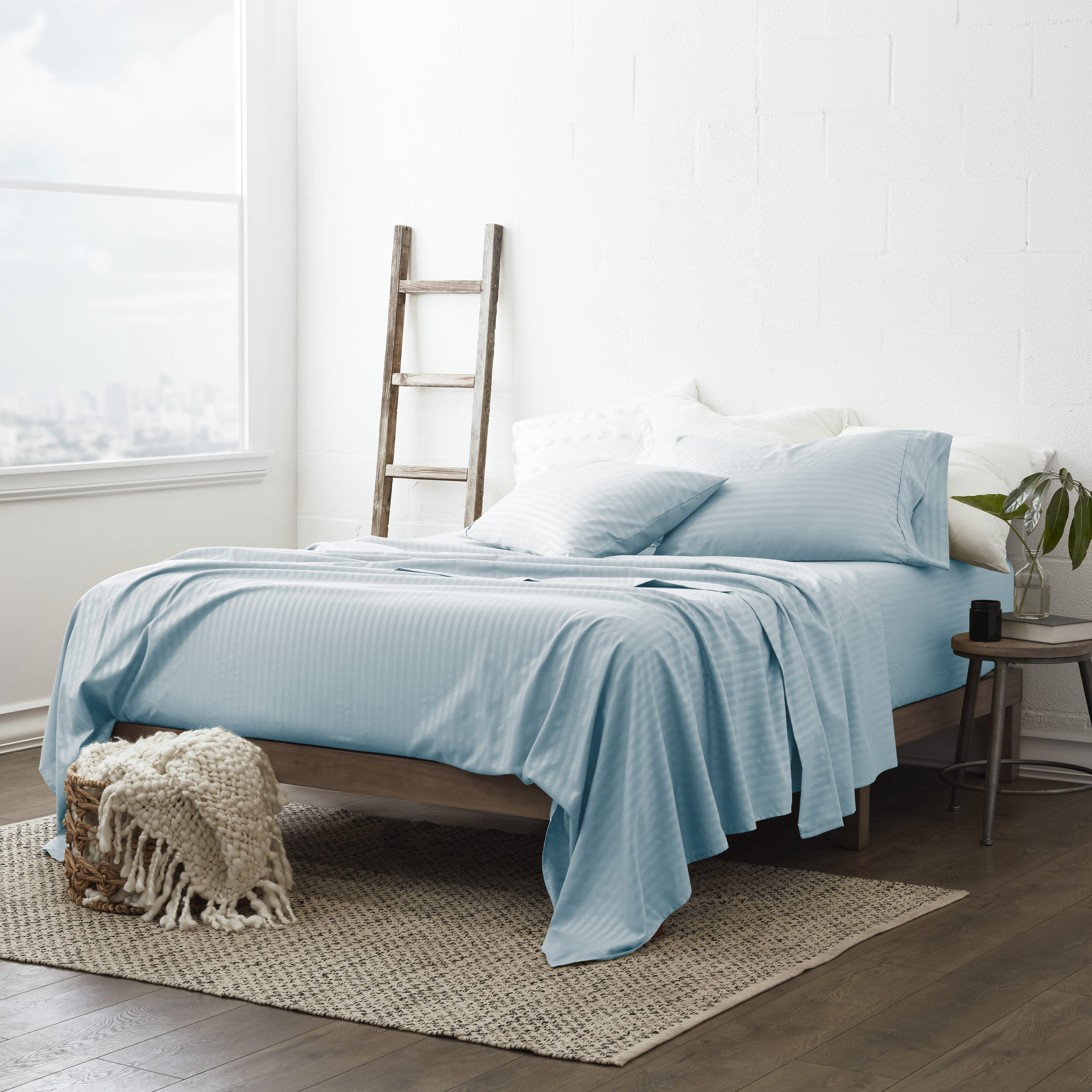 Ienjoy Home IEH-STRIPE-TW-AQ Twin 20000 -Thread Count Microfiber Aqua 3 -Piece Bed Sheet Set