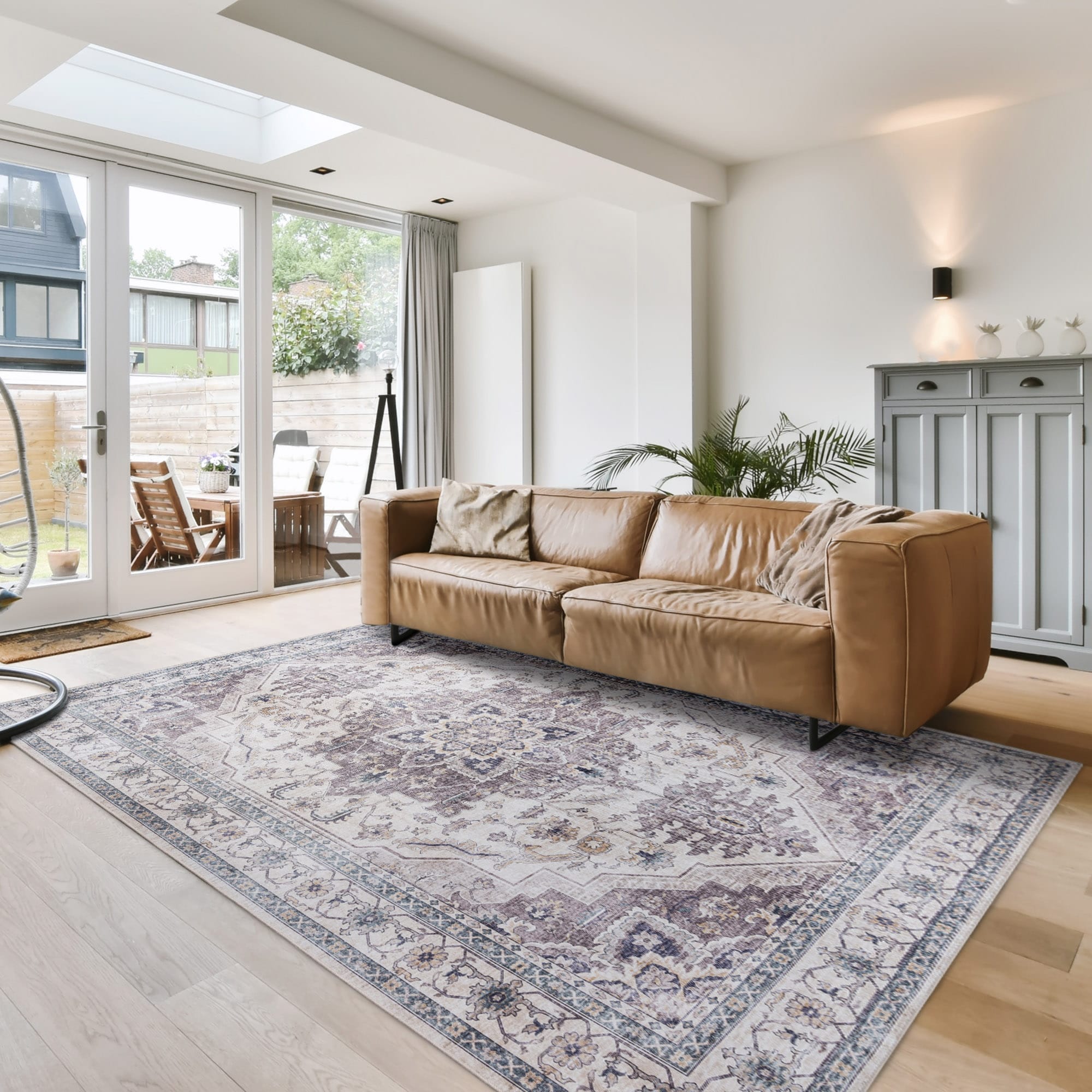 GERTMENIAN 28915 6 x 9 (ft) Loomed Gray Rectangular Indoor Medallion Moroccan Pet Friendly Area rug