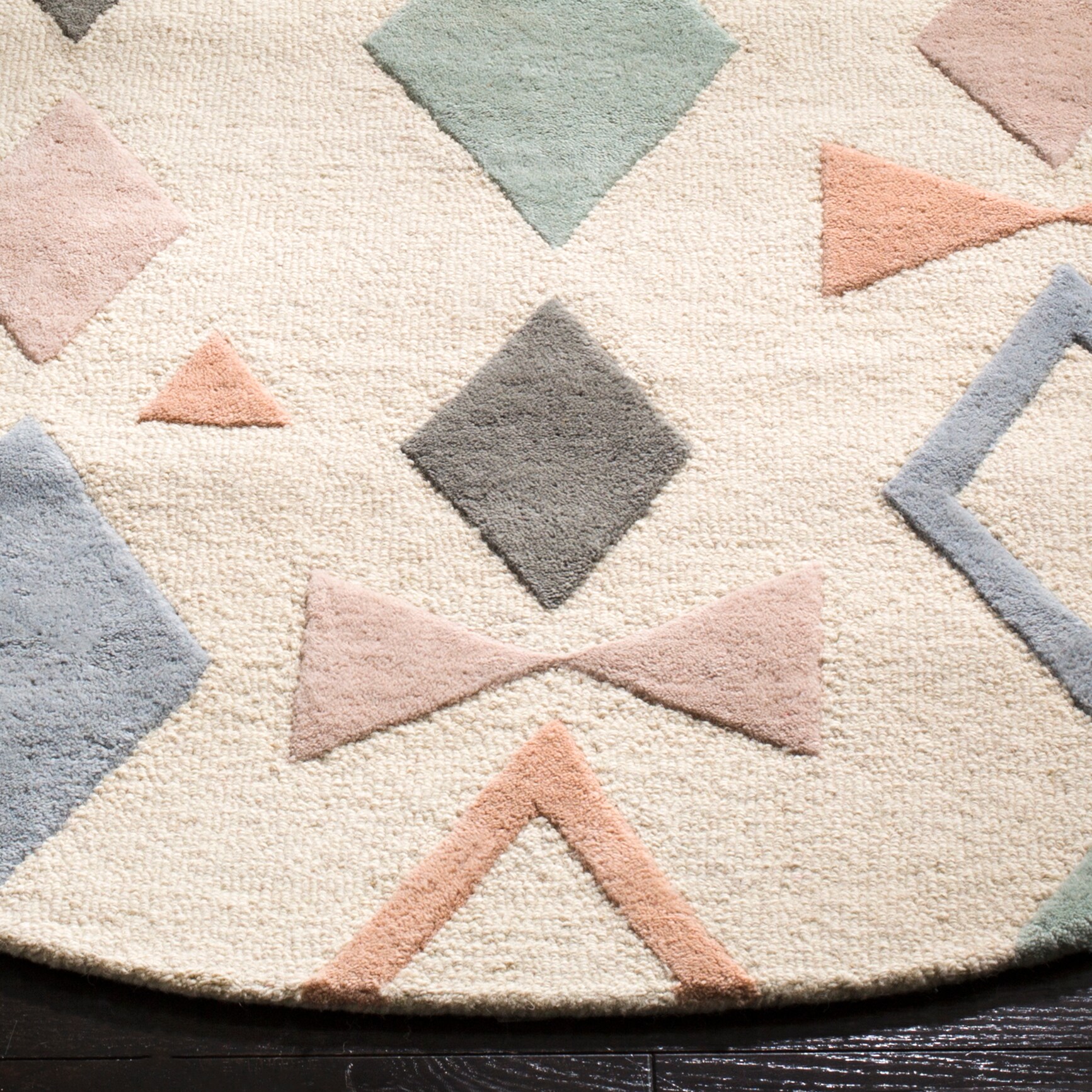 Safavieh SFK901A-5R rugs - View #3