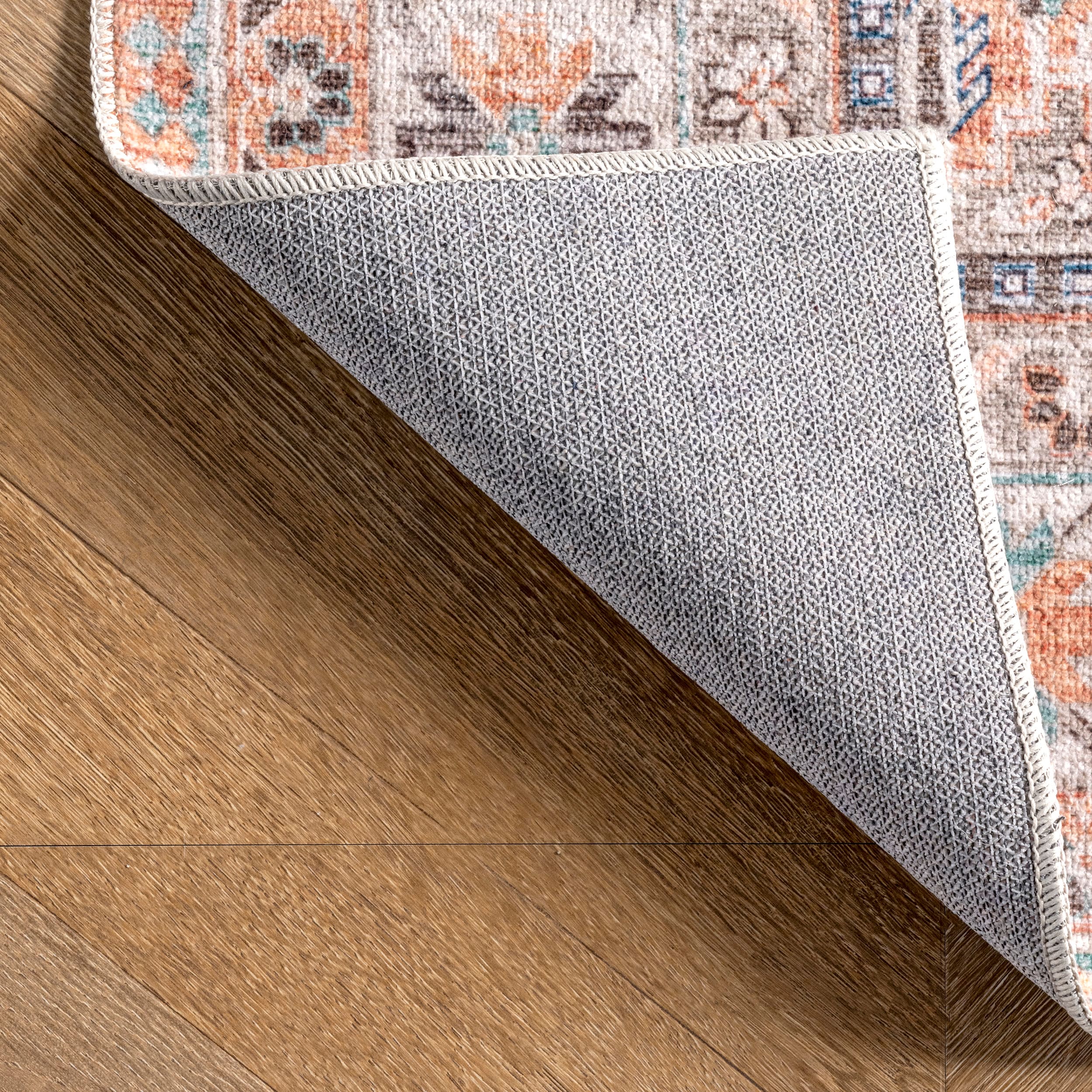 Alicia Gray and Rust Synthetic Medallion Washable 4' x 6' Area Rug