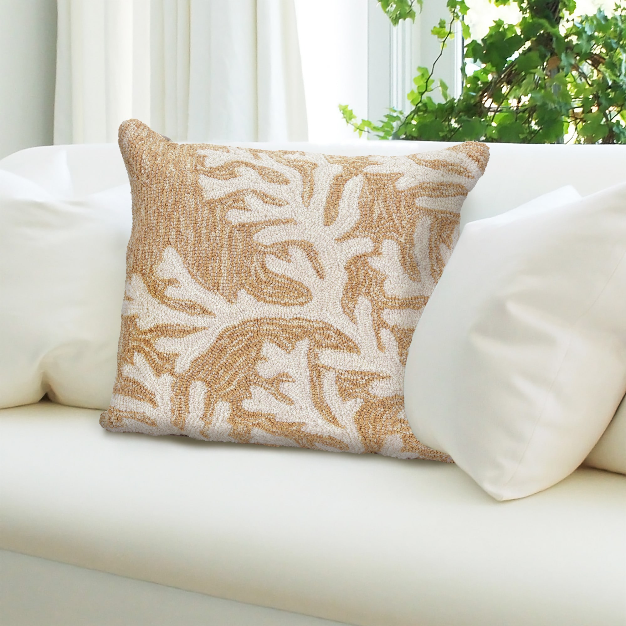 Liora Manne 7FP8S162012 Frontporch 18-in x 18-in Neutral Square Indoor Decorative Pillow