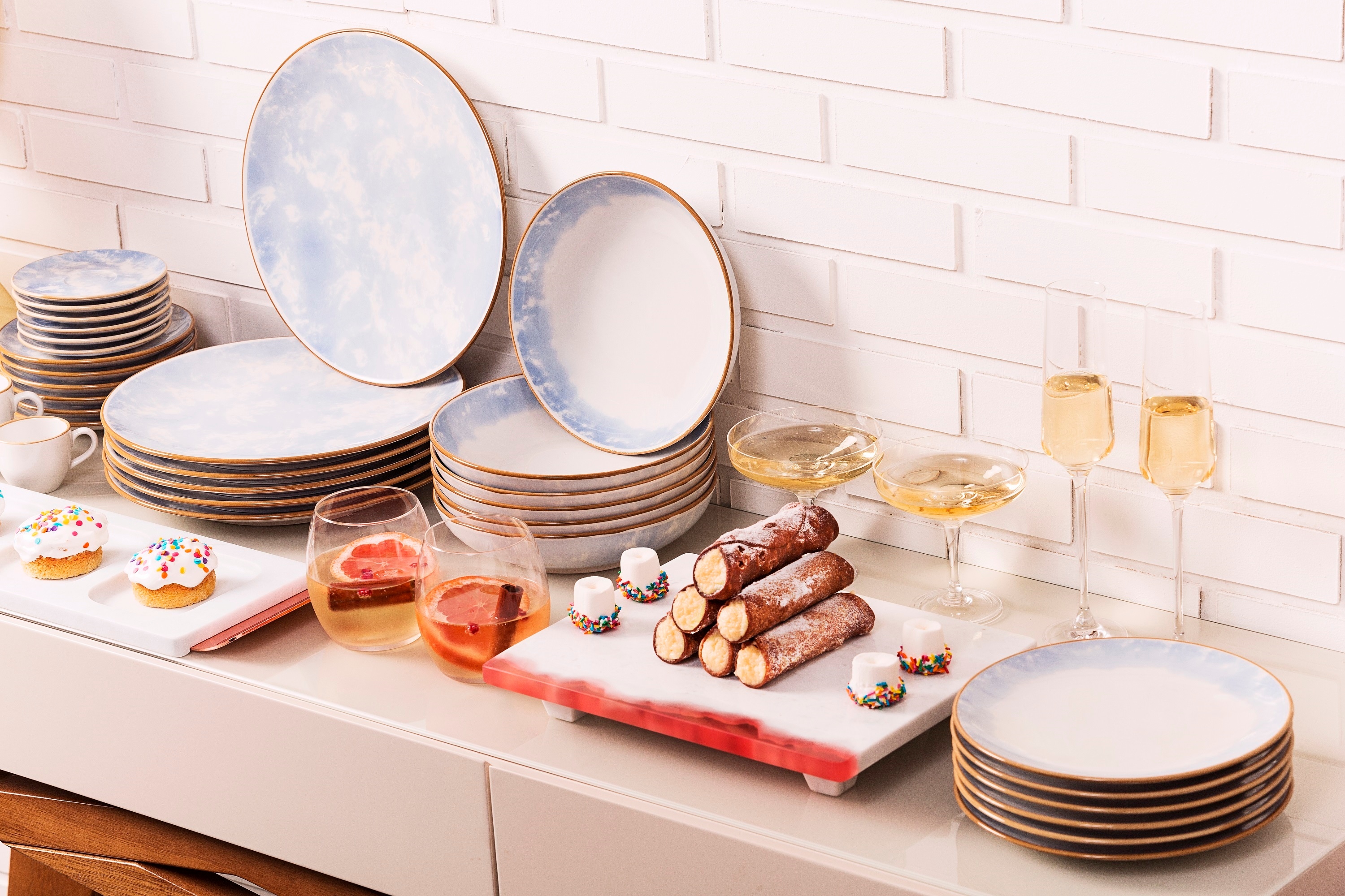 Manhattan Comfort 2-EM05-4676 dinnerware - View #4