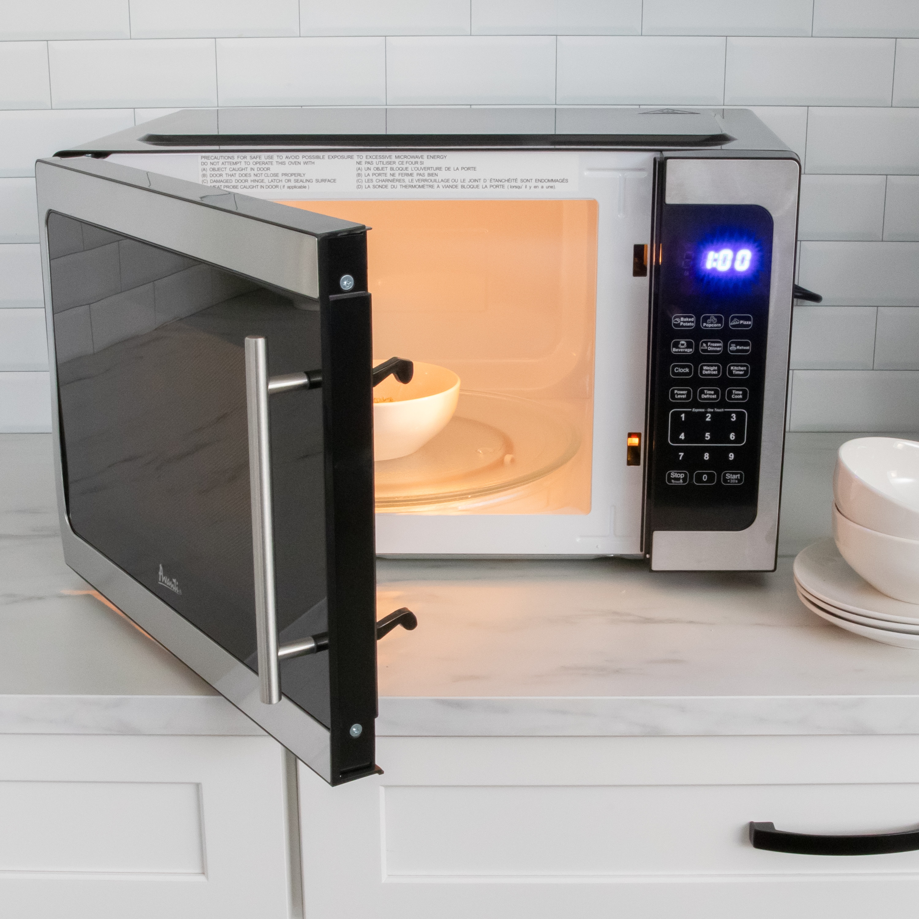 Avanti 1.5 Cu Ft Silver Stainless Steel Countertop Microwave for RV