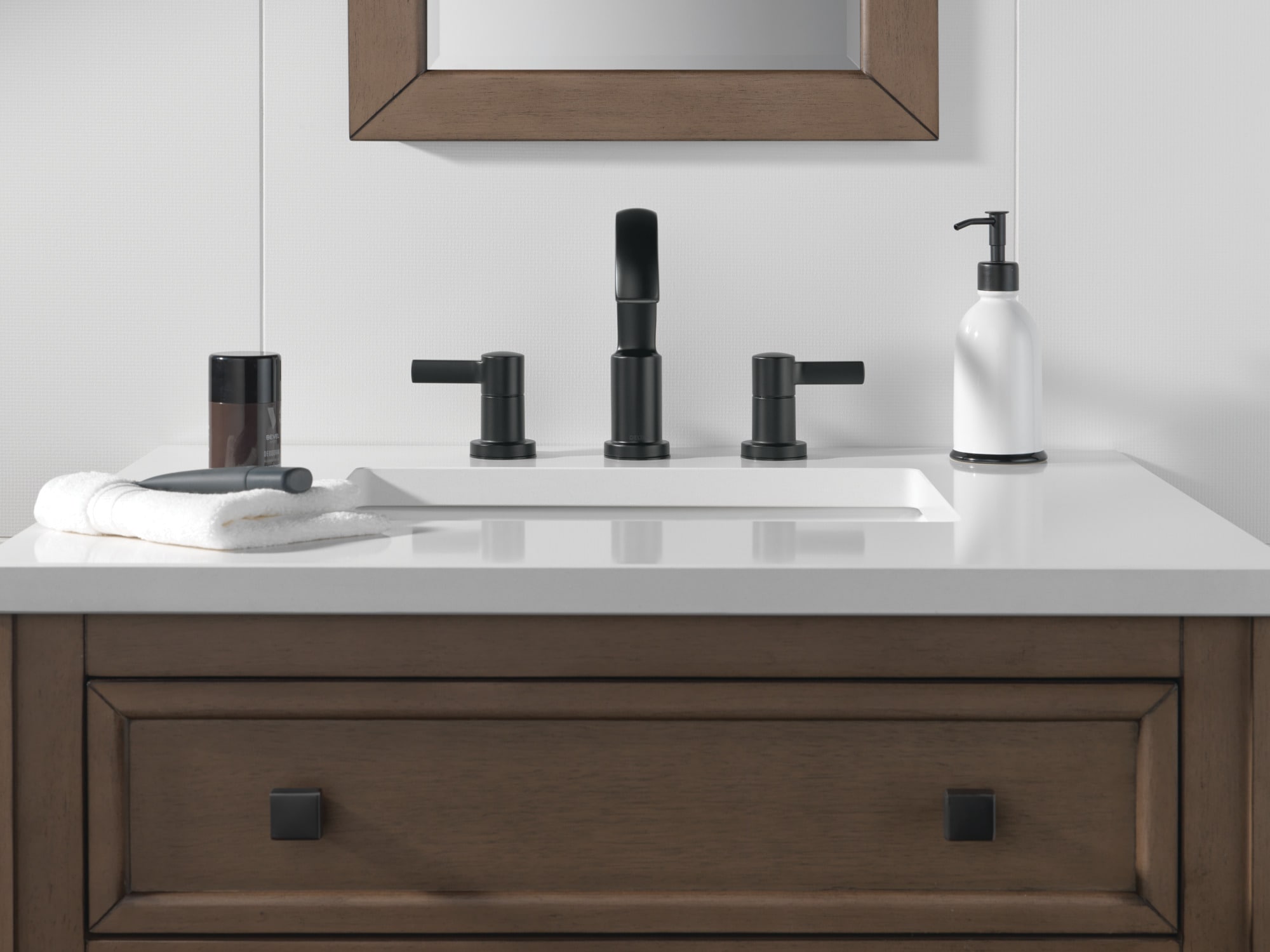 Delta 35855LF-BL Lavatory-Faucets - View #2