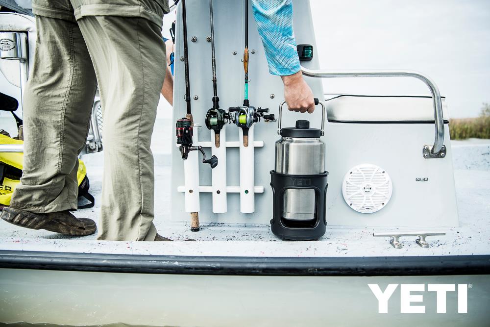 Yeti Rambler One Gallon Jug Mount Brand-New in Package w/ Hardware -  mundoestudiante