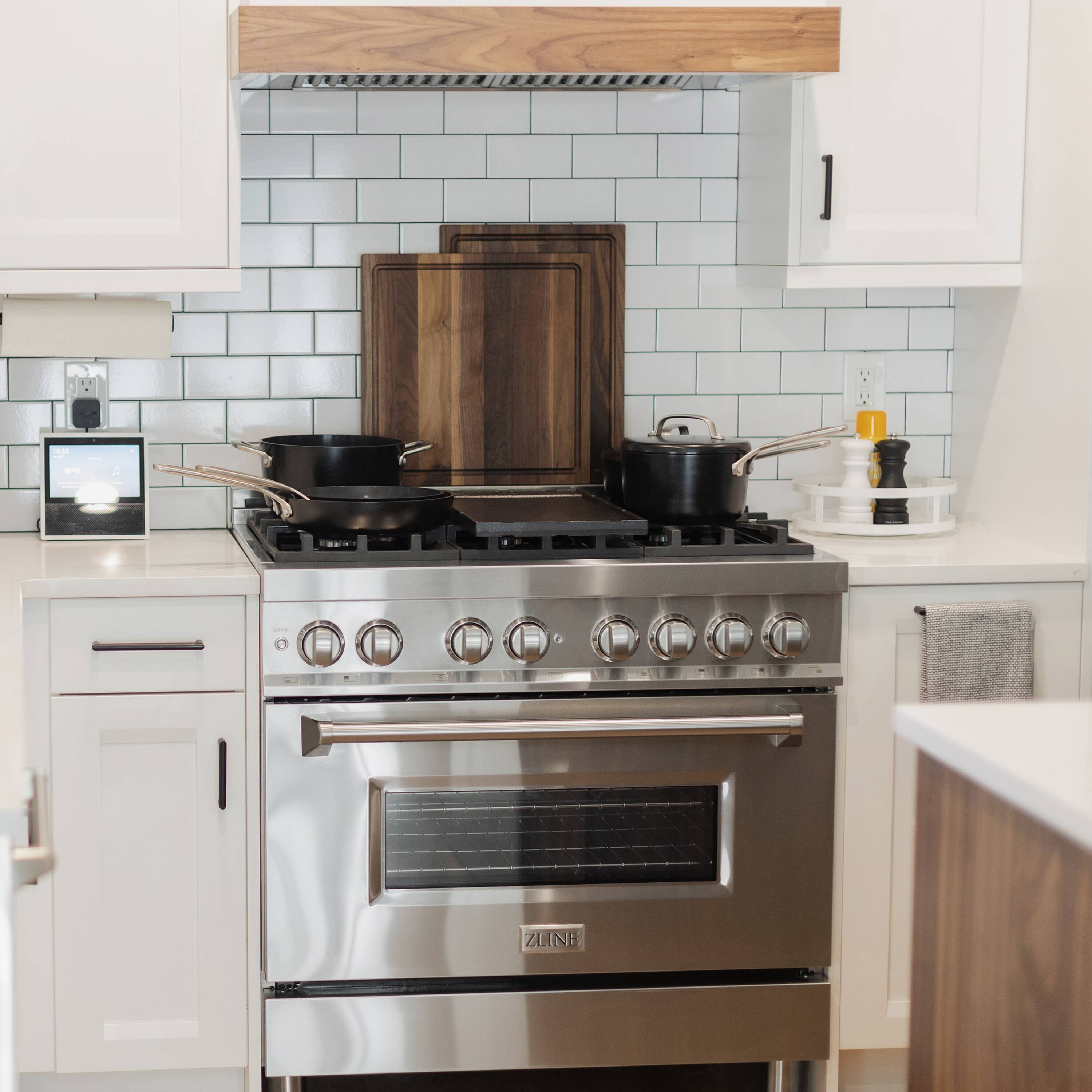 ZLINE KITCHEN & BATH RA36 Dual-Fuel-Ranges - View #16