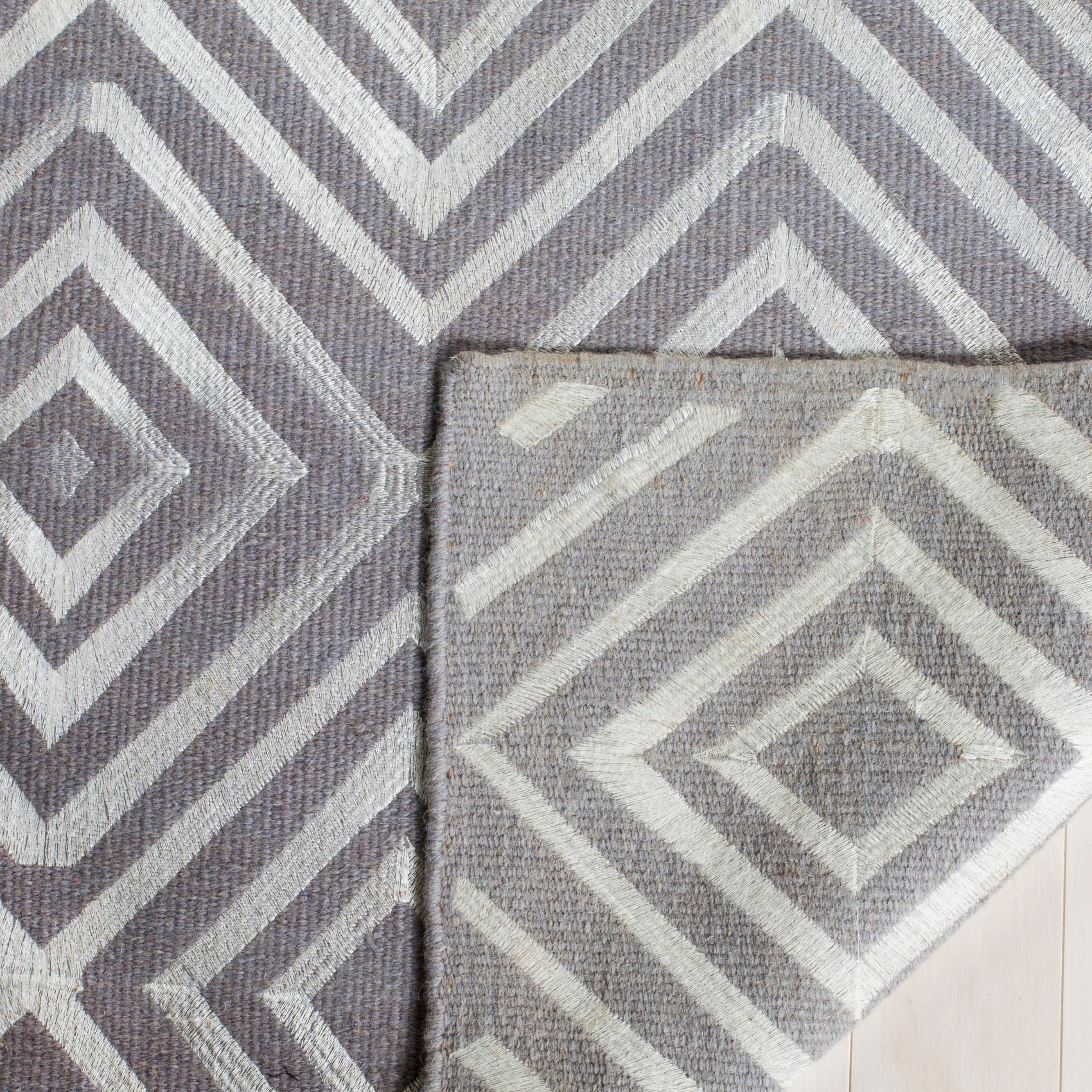 Safavieh KLM627A-4 rugs - View #4