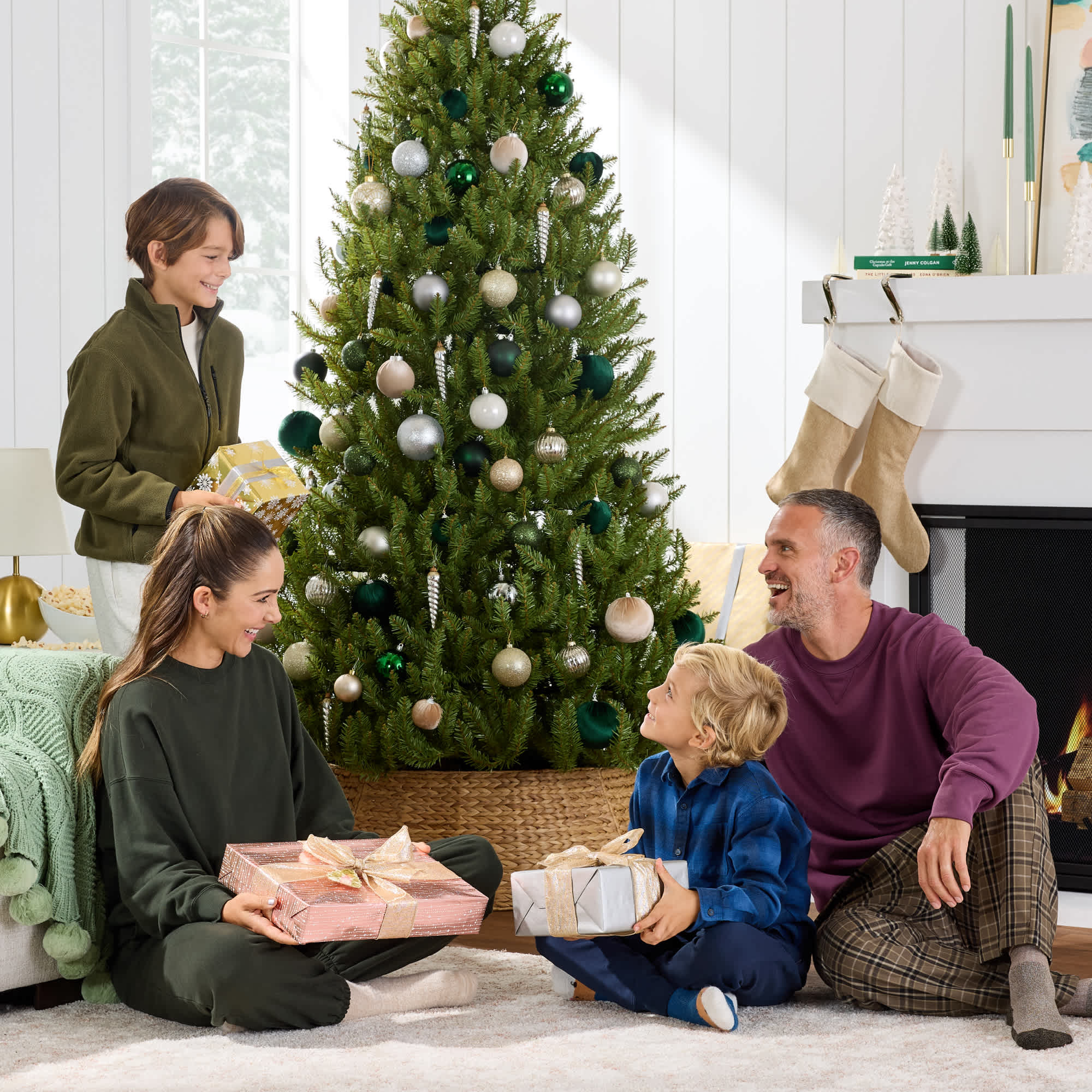 Best Choice Products SKY8916 Artificial-Christmas-Trees - View #3