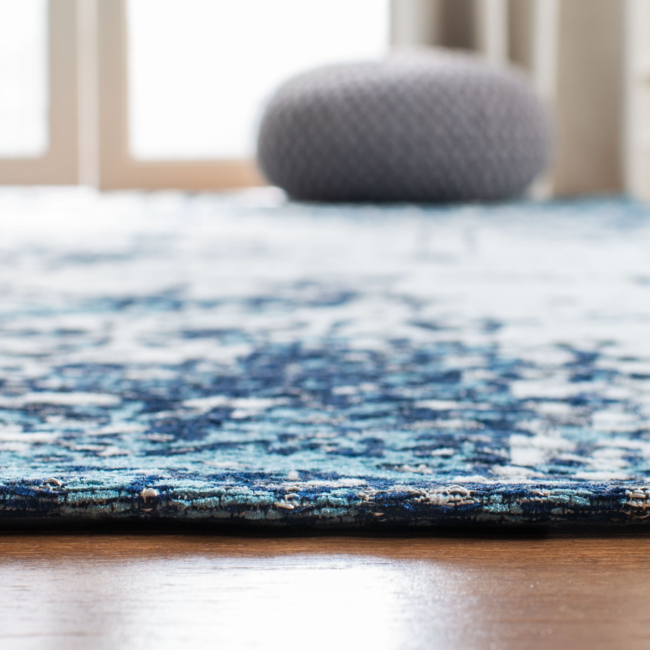 Safavieh CLV703M-5 rugs - View #4