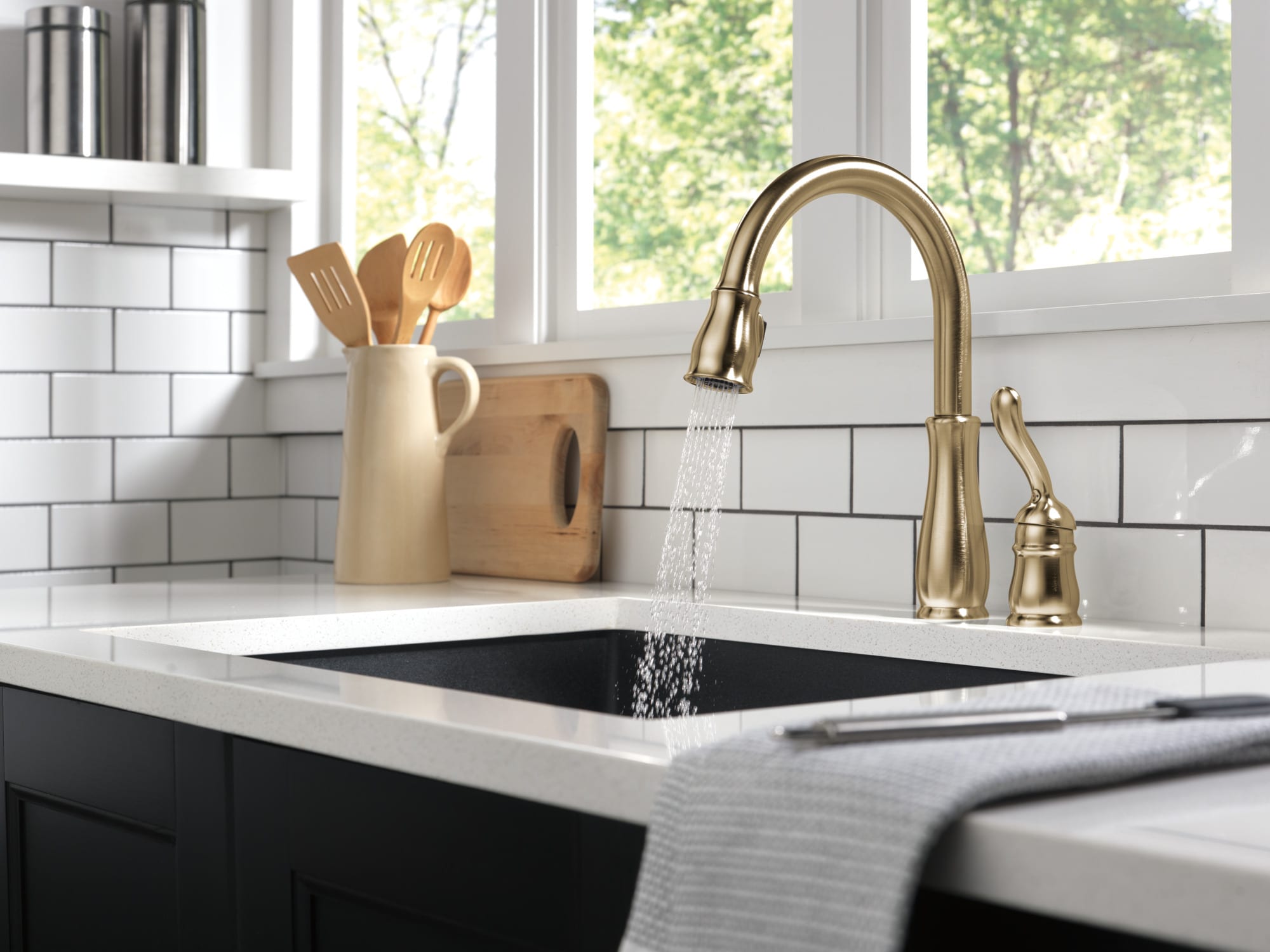 Delta 978-CZ-DST Kitchen-Faucets - View #10
