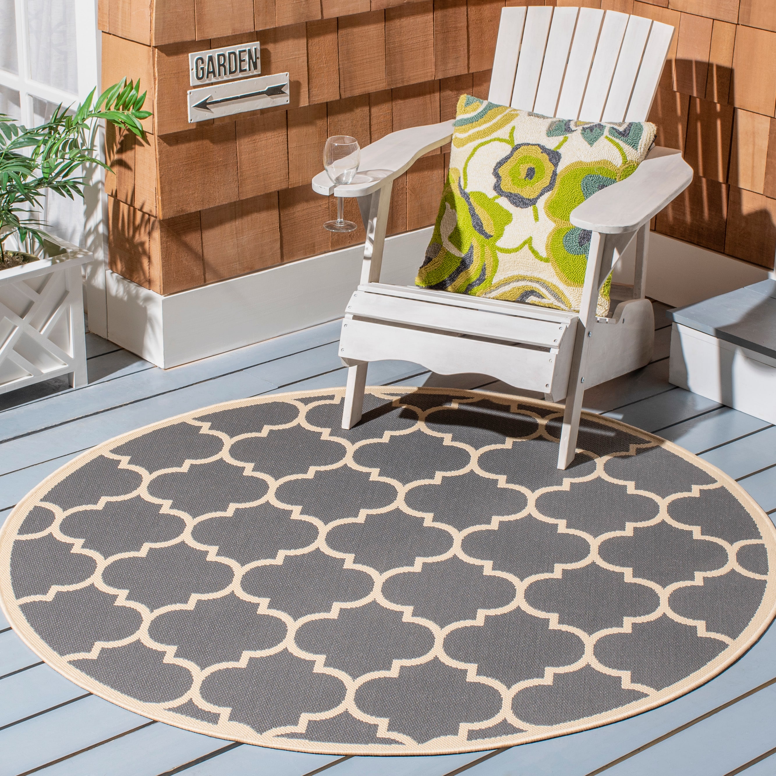 Safavieh CY6914-246-7R Courtyard Omao 7 x 7 (ft) Loomed Polypropylene Anthracite/Beige Round Indoor/Outdoor Trellis Coastal Area rug
