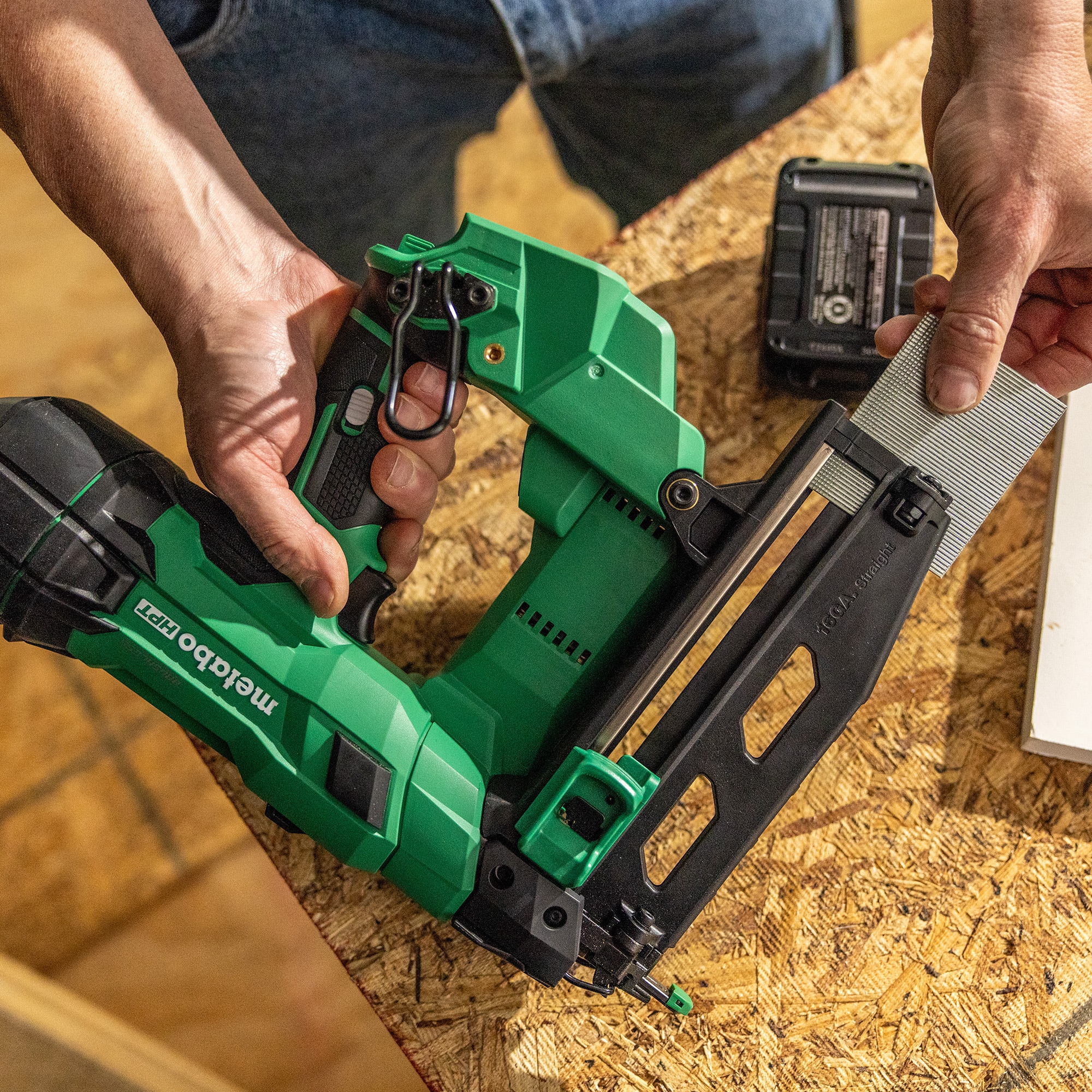 Metabo HPT 44206SHPT Brads-And-Finish-Nails - View #5