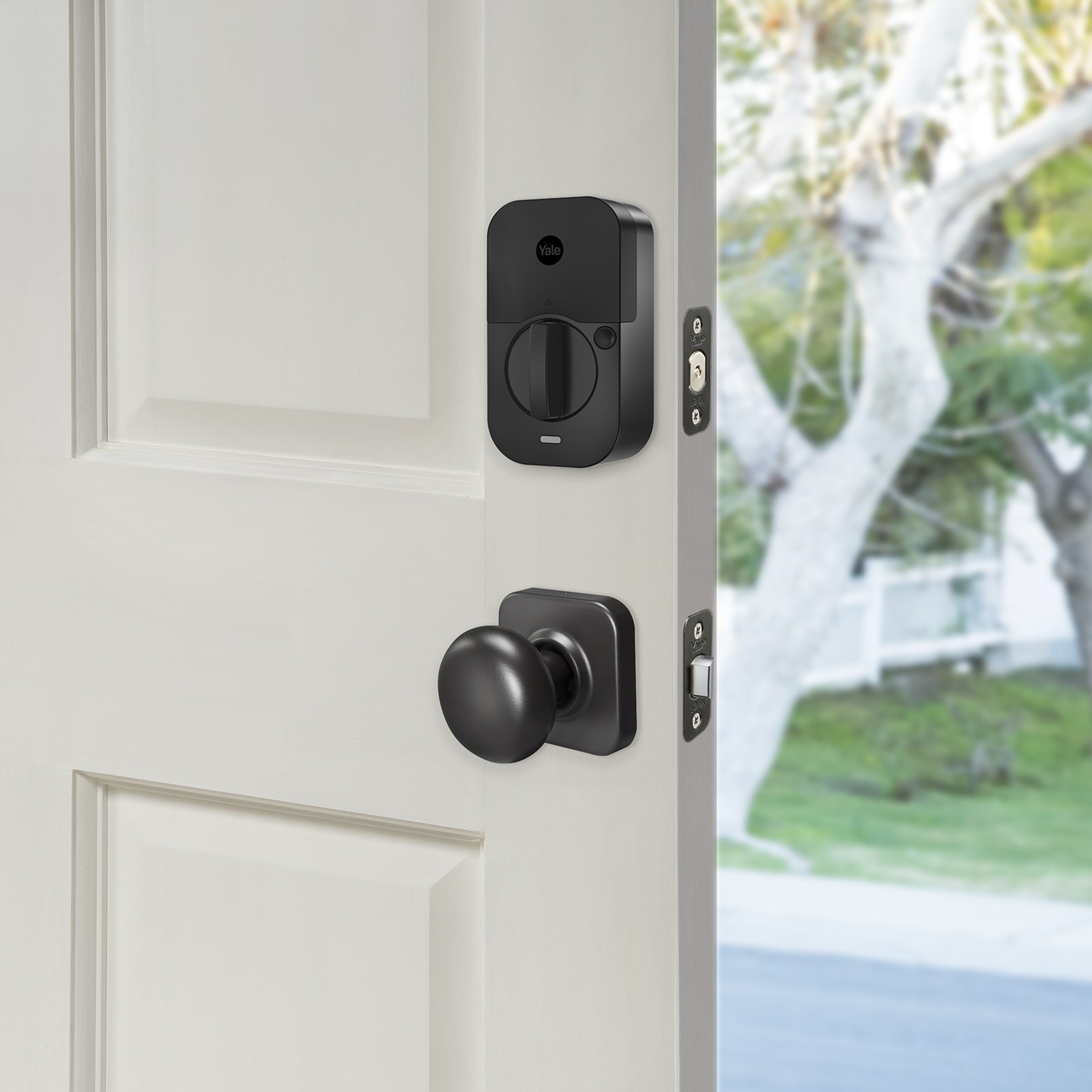 Yale Assure Lock 2 Ridgefield Bundle Black Suede Smart Lock