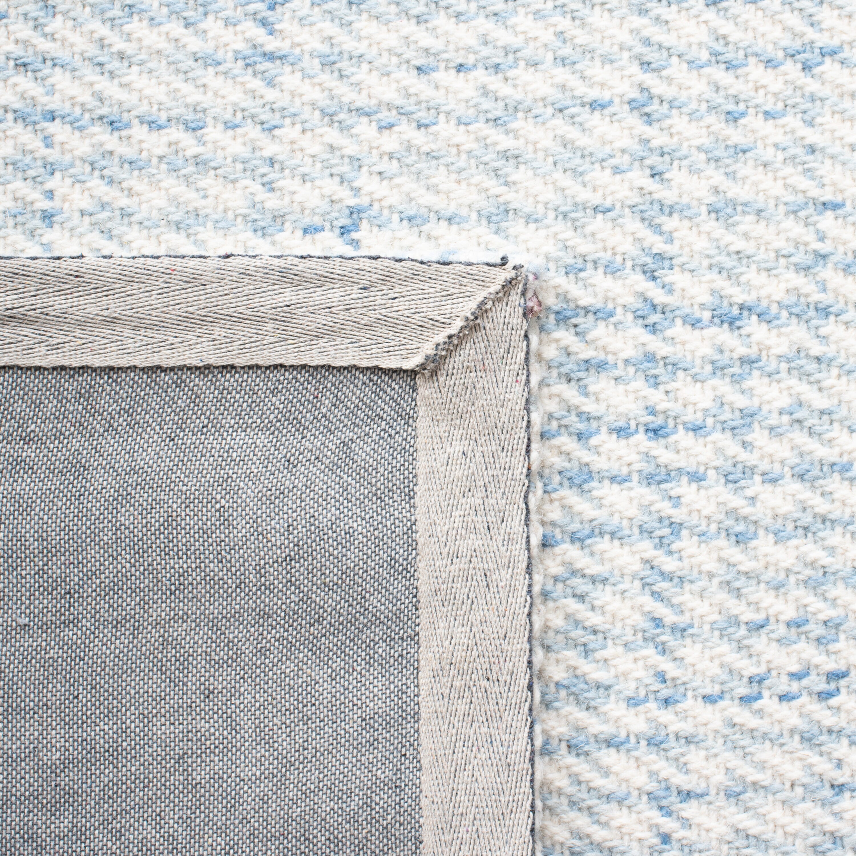Safavieh MRB319M-27 rugs - View #3