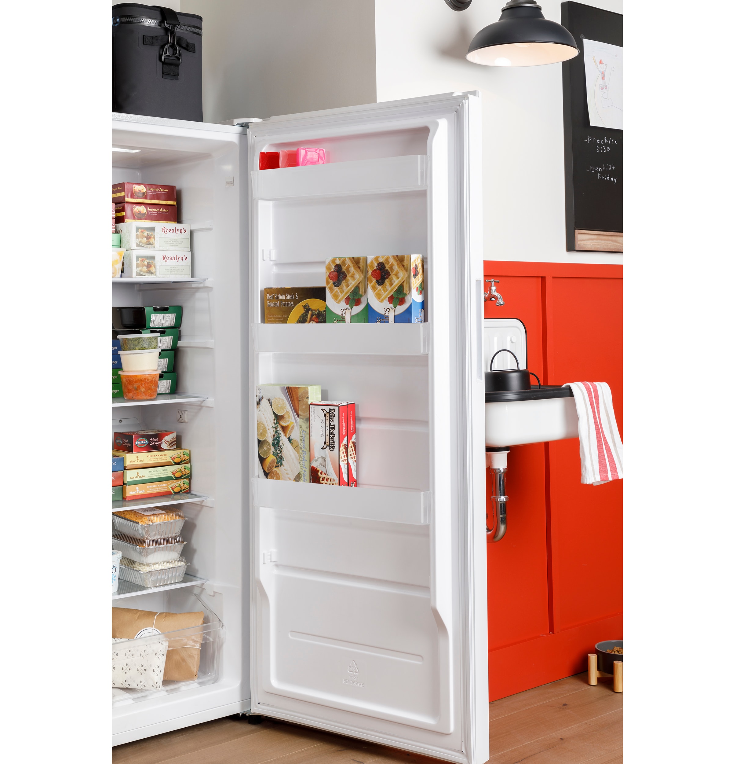 Large Capacity Freezer Upright Standing Food Storage Garage Ready White 7  Cu Ft