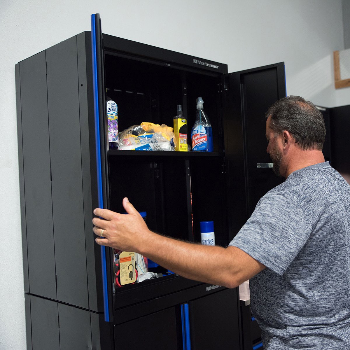 Montezuma BKMG3024STBC Garage-Storage-Systems - View #2