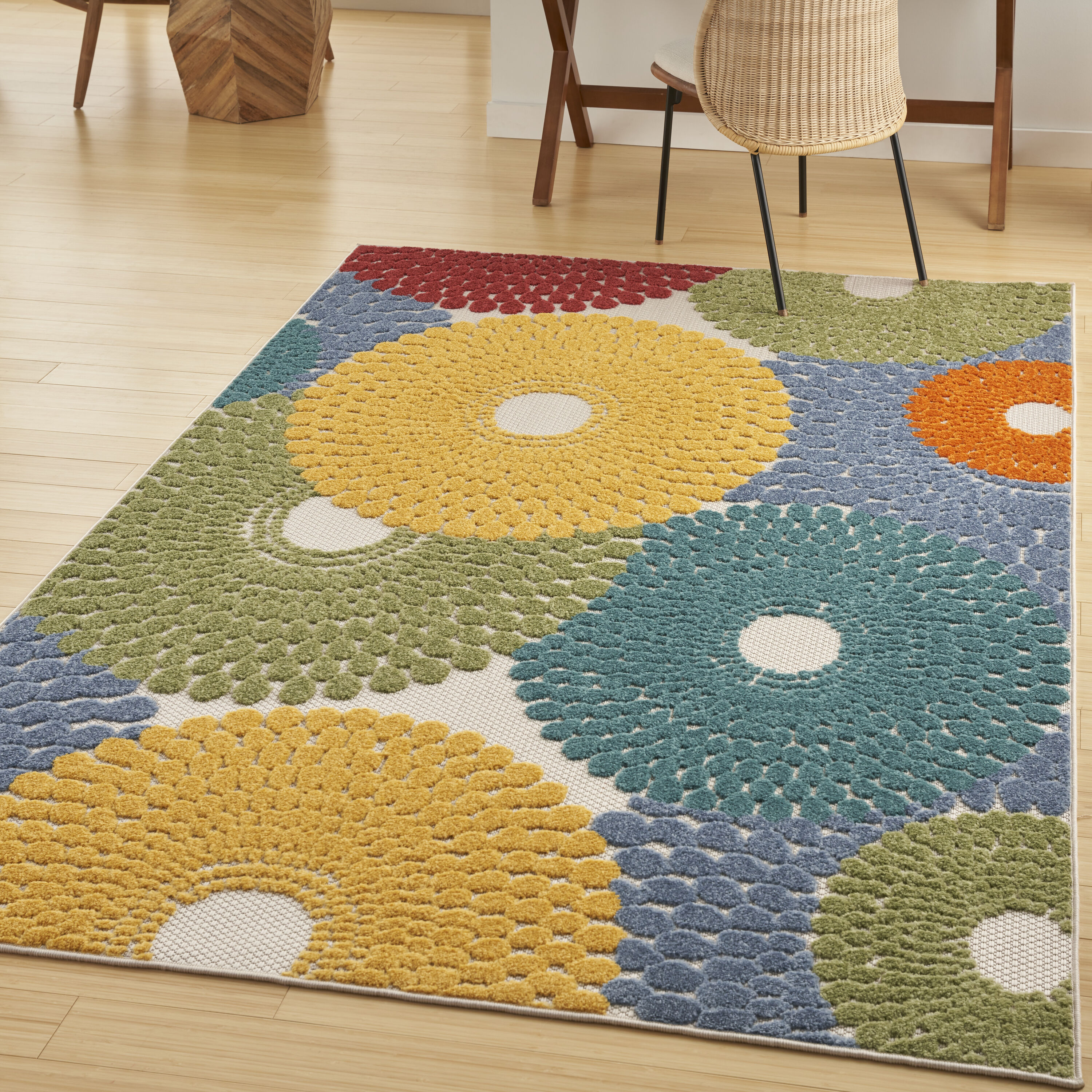 Nourison 099446168009 Aloha 4 x 6 (ft) Loomed Polypropylene Multicolor Rectangular Indoor/Outdoor Medallion Tropical Area rug