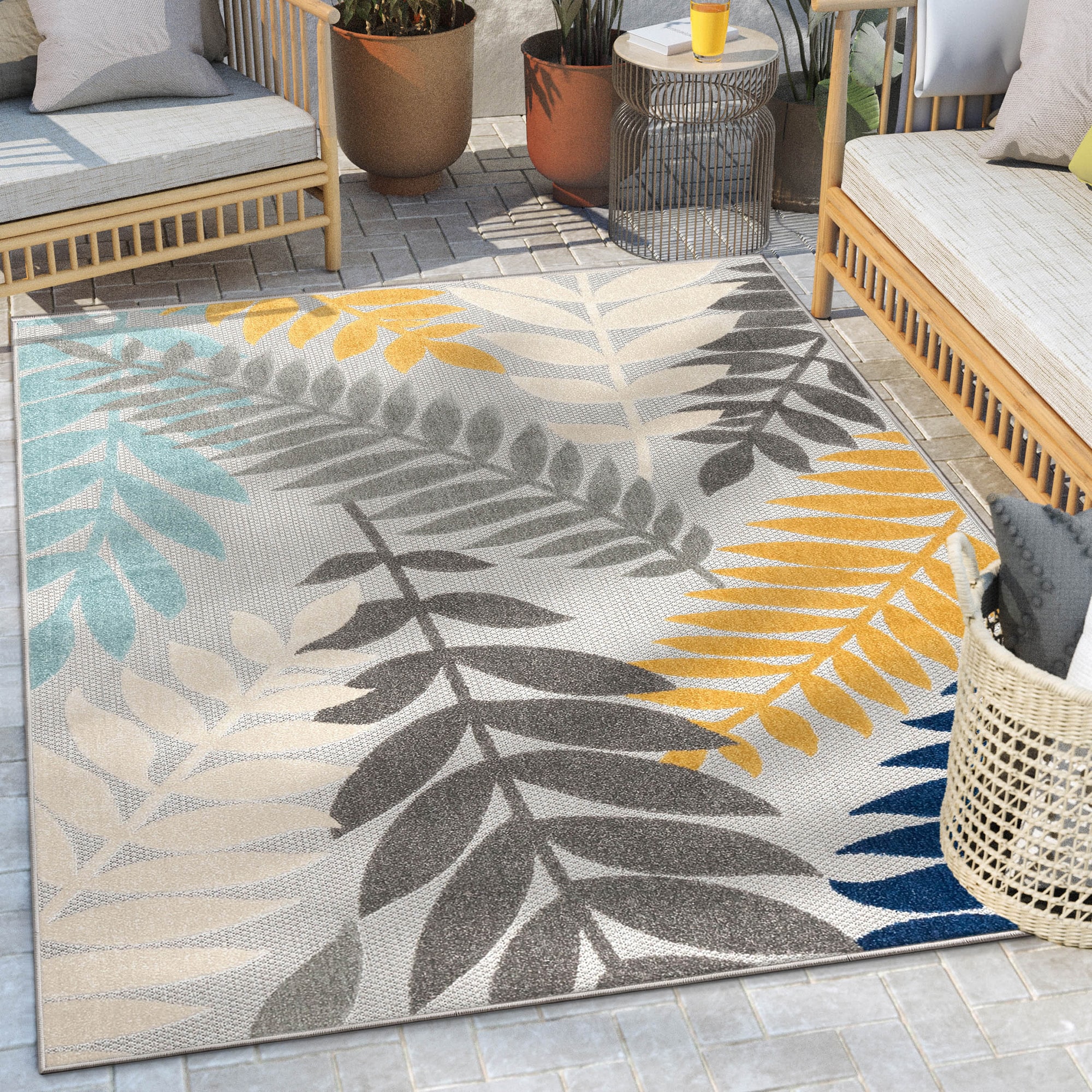 Tayse Rugs Tropic Floral Aqua 2 ft. x 3 ft. Indoor/Outdoor Area Rug, Blue