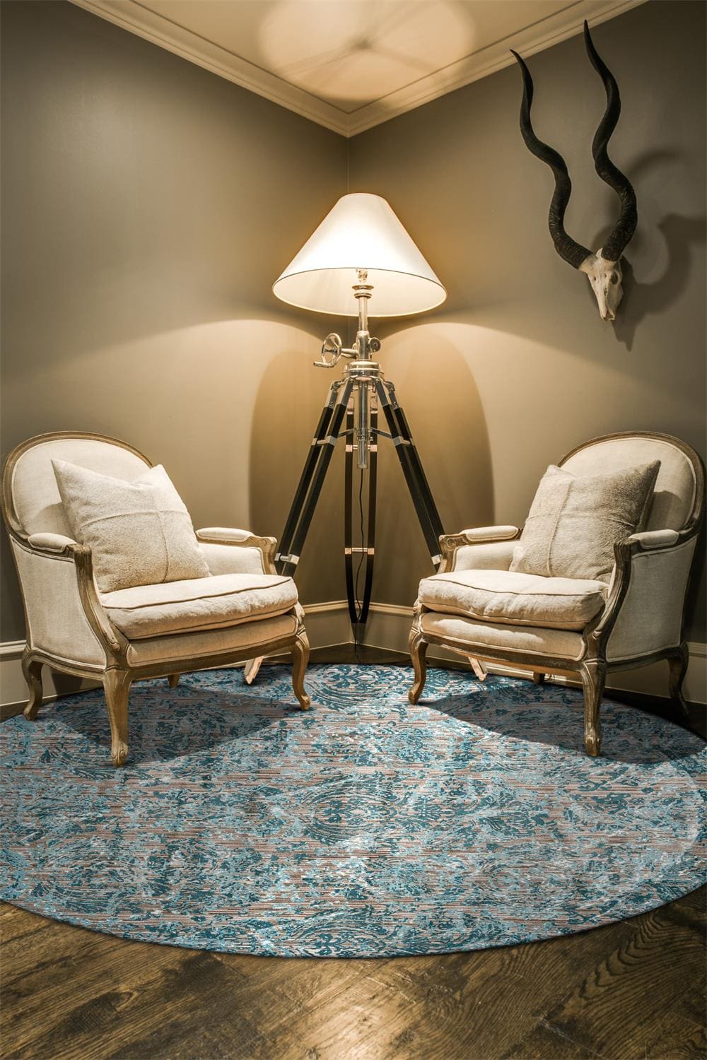 Room Envy 652R3475AQU000N89 Arsene 9 x 9 (ft) Loomed Polypropylene Capri Breeze Blue/Silver Mink Round Indoor Distressed/Overdyed Vintage Area rug