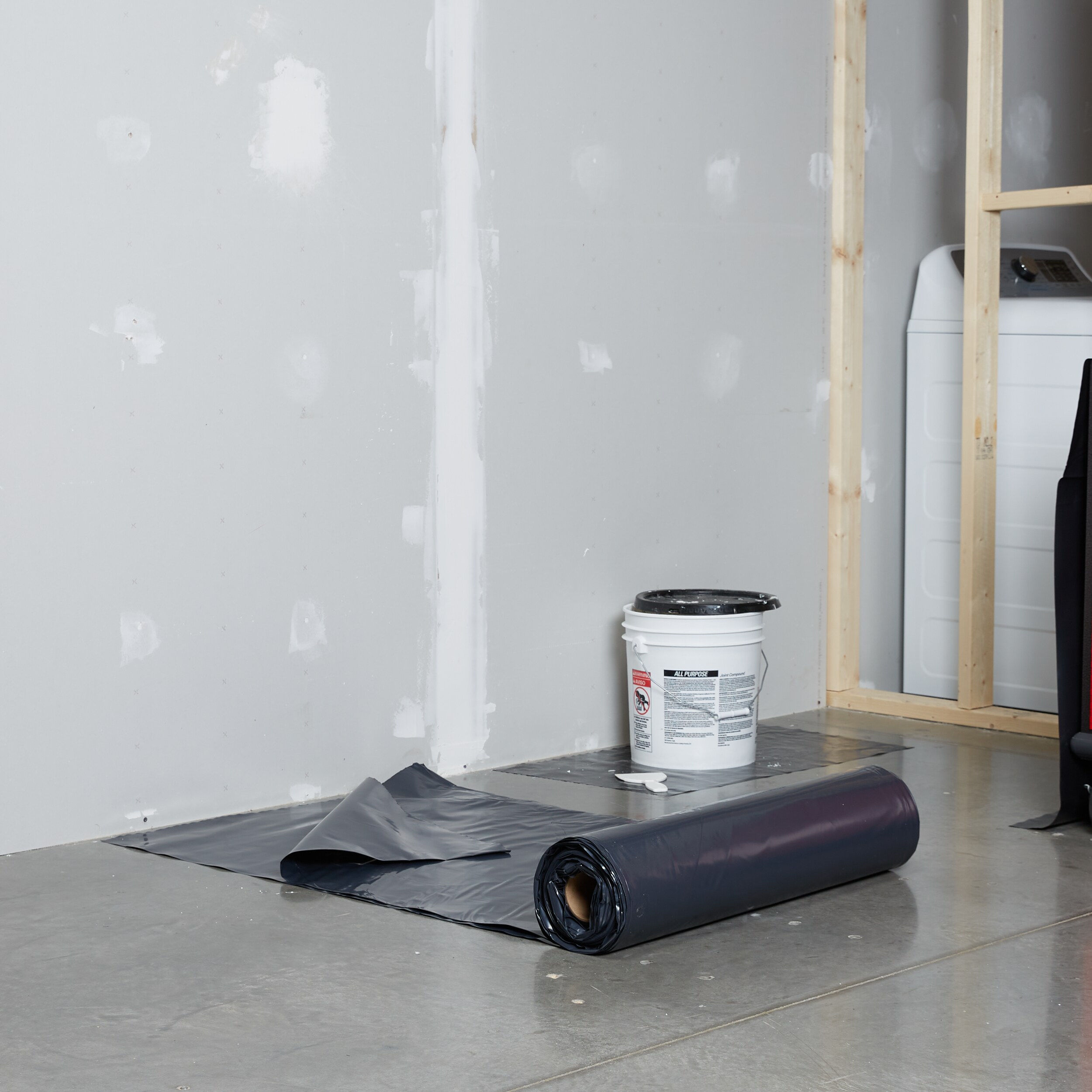 Project Source 10-ft x 100-ft Black 6-mil Professional Construction Film