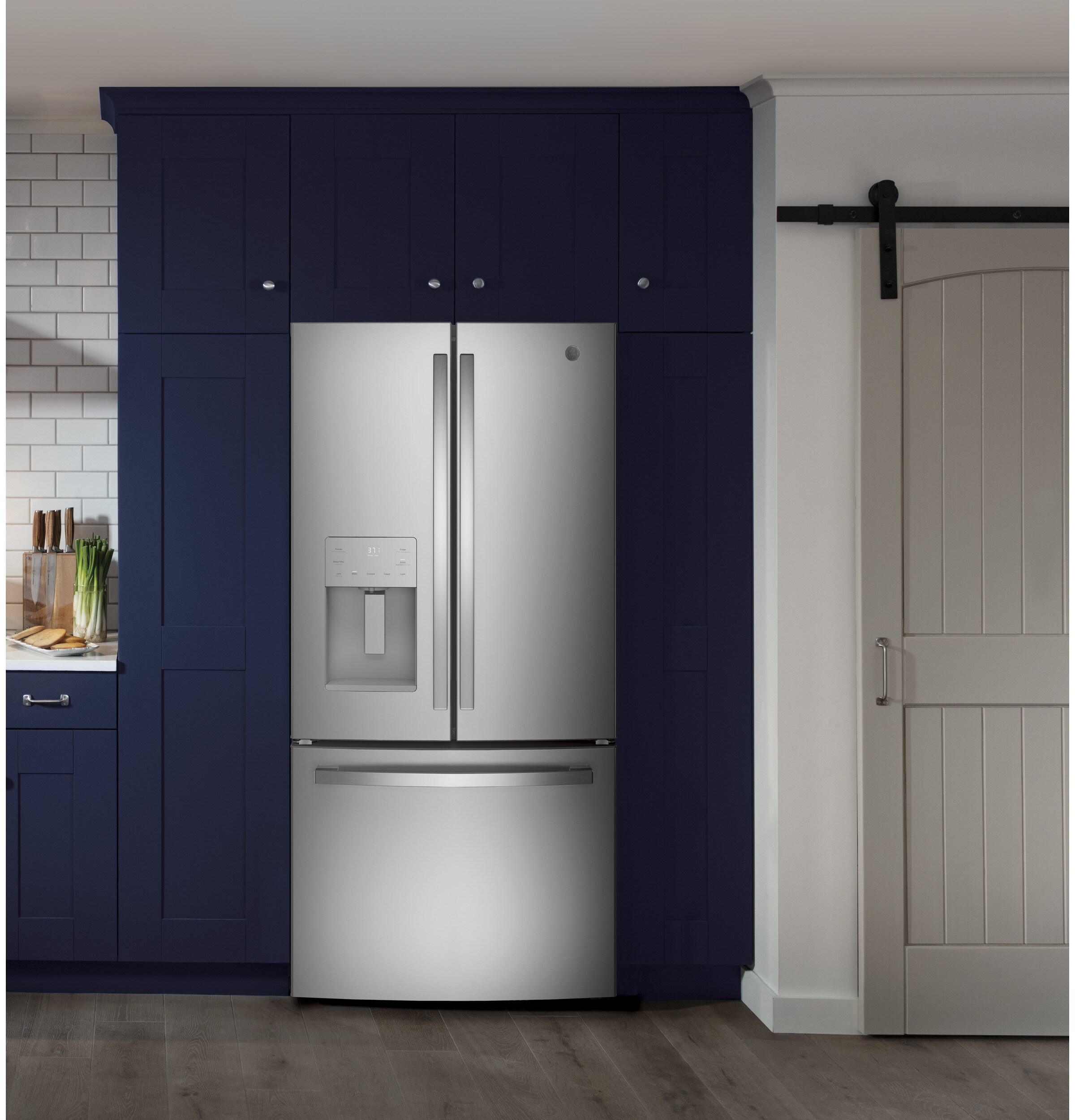GE 17.5-cu ft Counter-depth French Door Refrigerator with Ice Maker ...