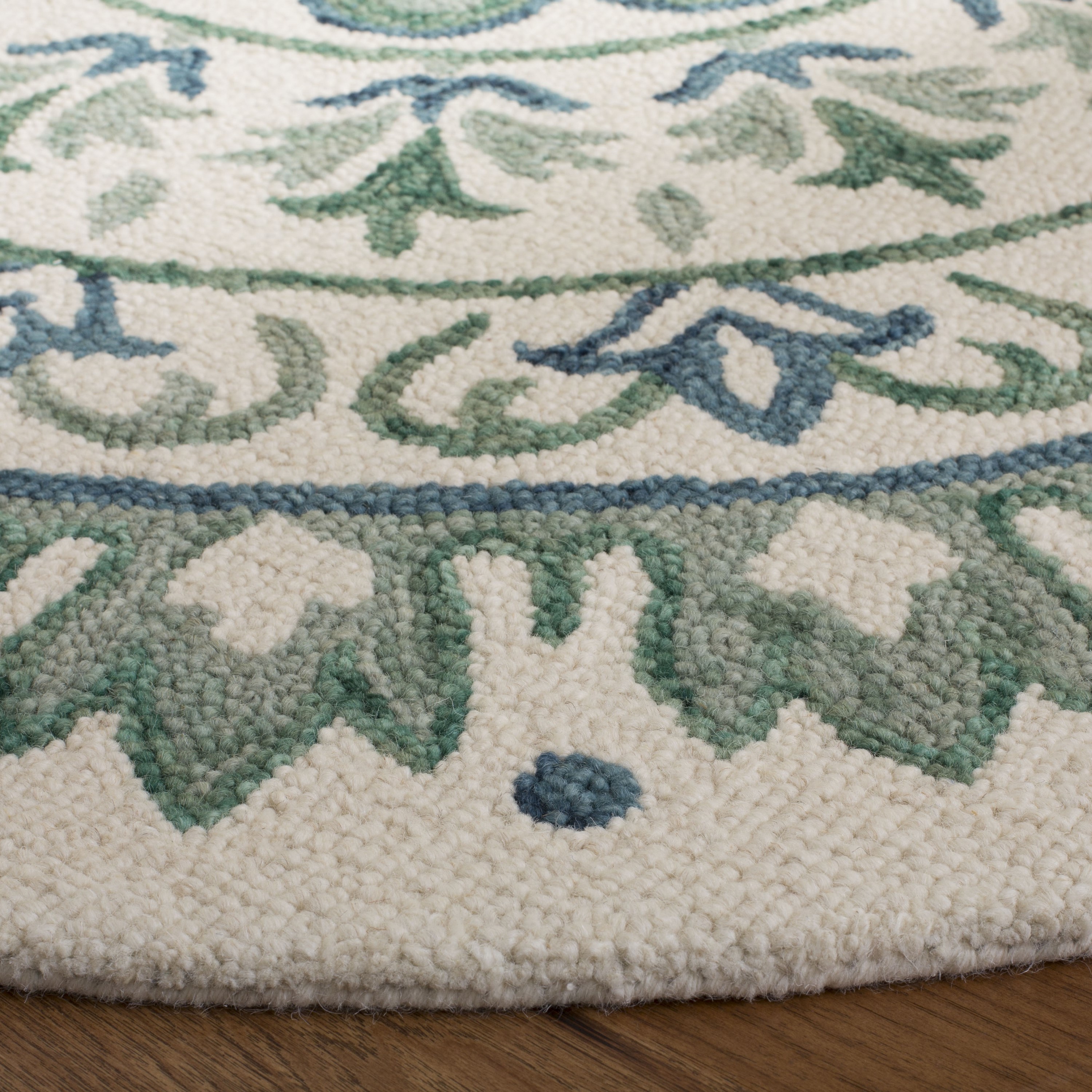 Safavieh NOV607J-4R rugs - View #3