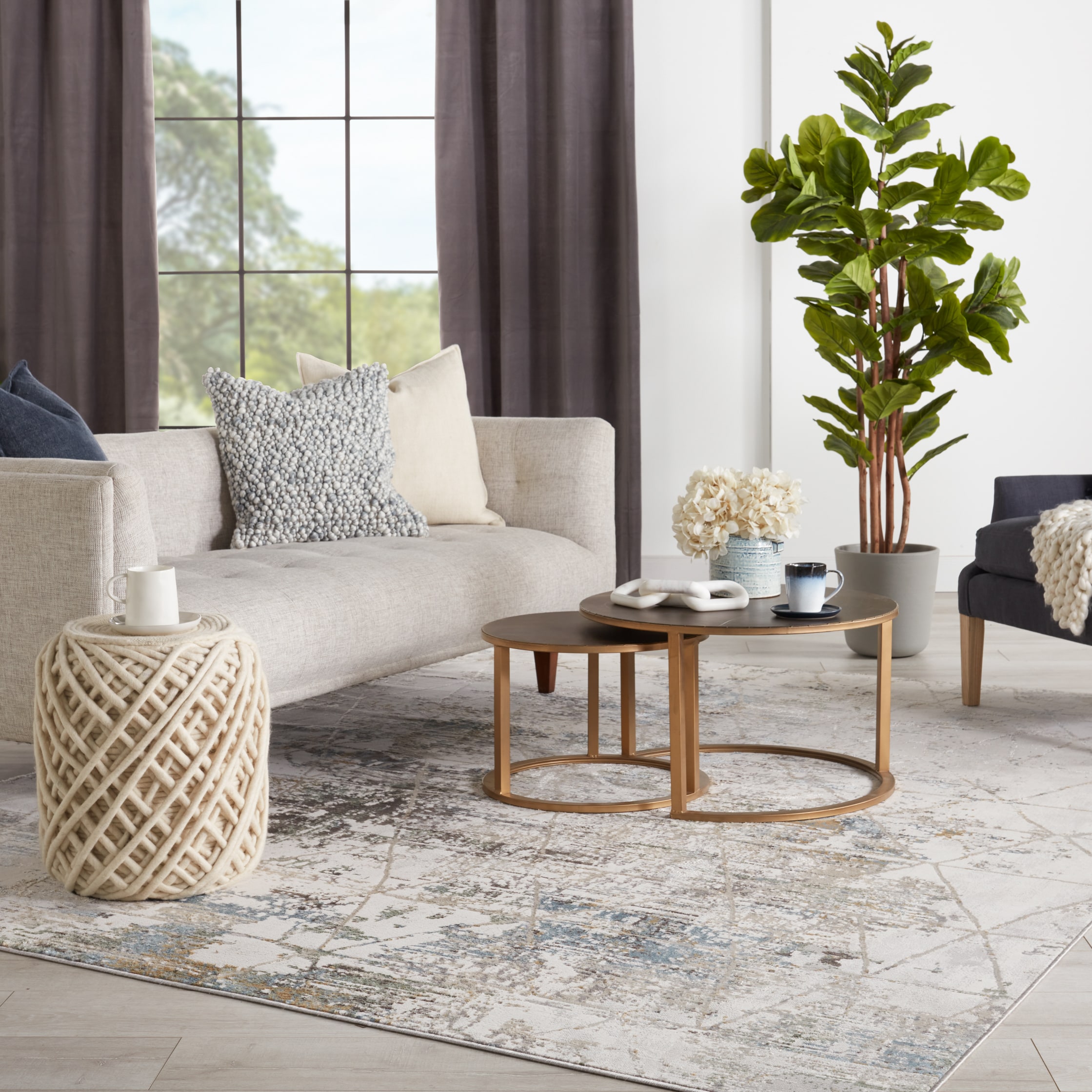Melo Gray Trellis 6' x 9' Synthetic Reversible Area Rug