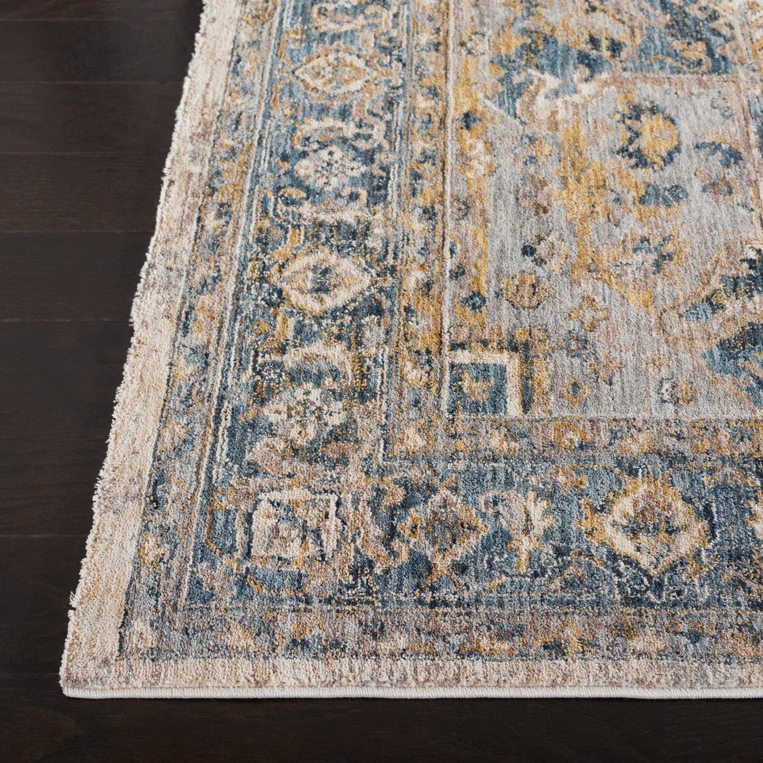 Safavieh VAL568A-6SQ rugs - View #2