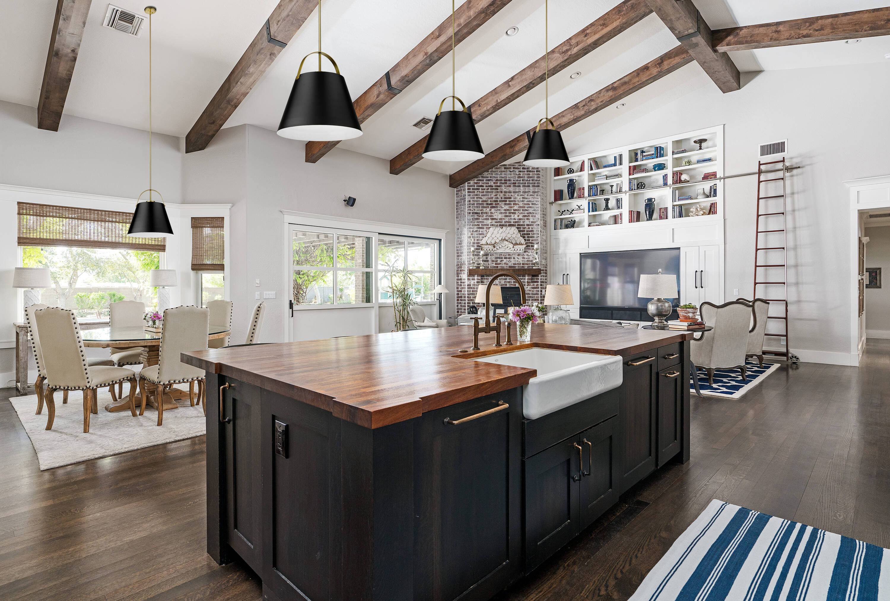 18" Matte Black and Heritage Brass Steel Pendant Light