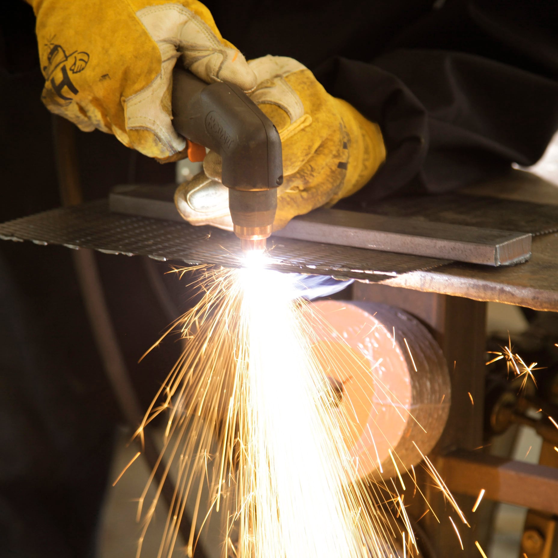 Hobart 500576 Plasma-Cutters - View #3
