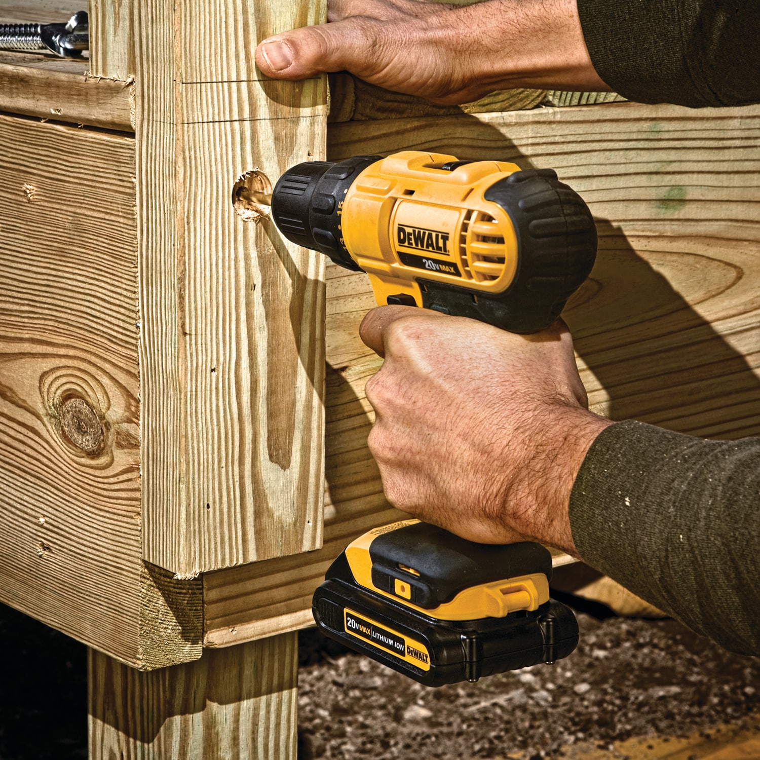 DEWALT 20-volt 1/2-in Cordless Drill (2 Li-ion Batteries Included and  Charger Included) in the Drills department at