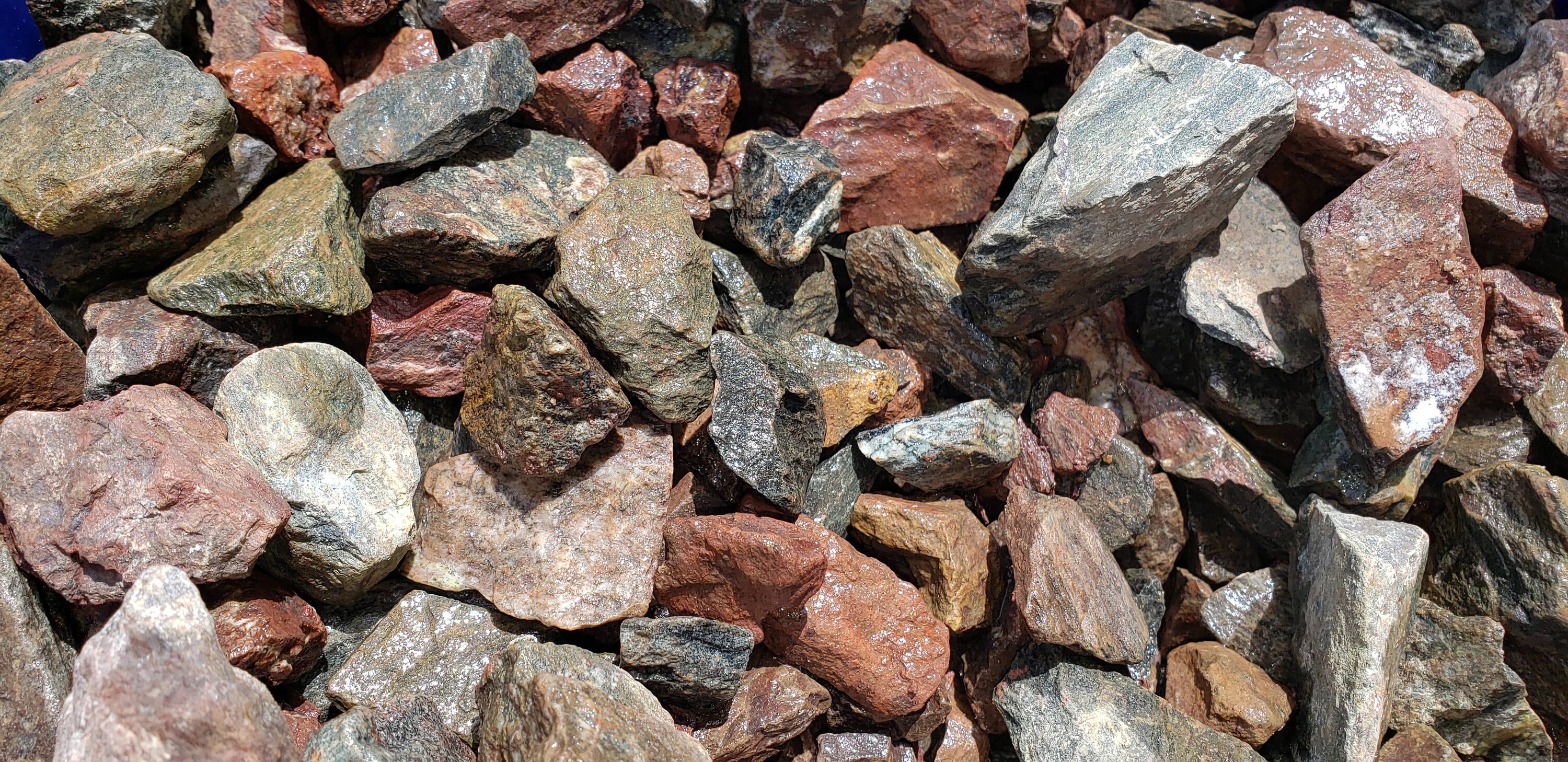  R1RRG12L Landscaping-Rock - View #2